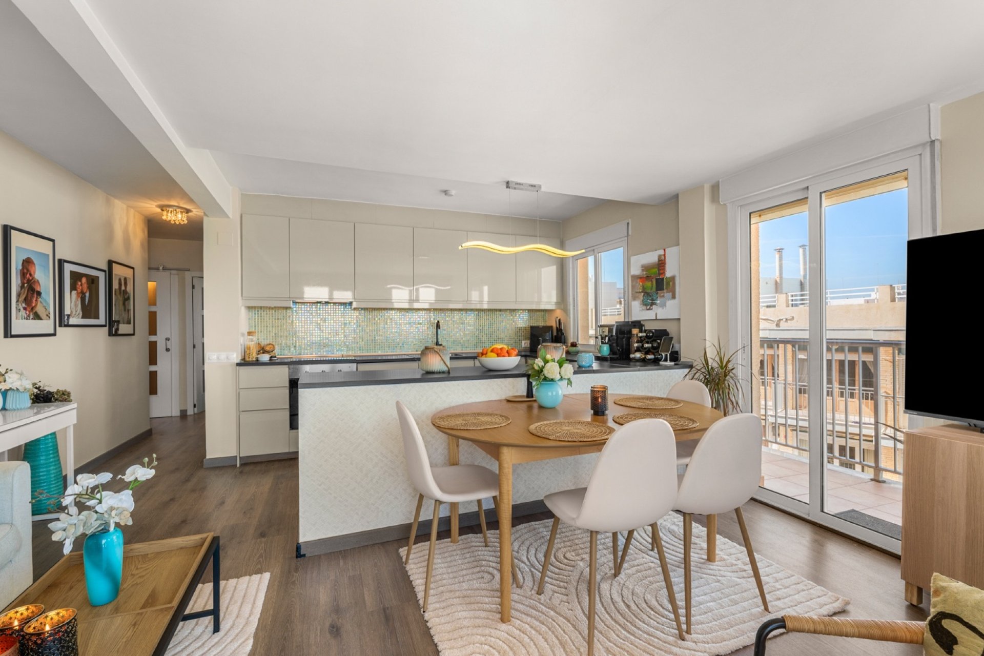 Reventa - Apartamento / piso -
Guardamar del Segura - Guardamar del Segura - Town