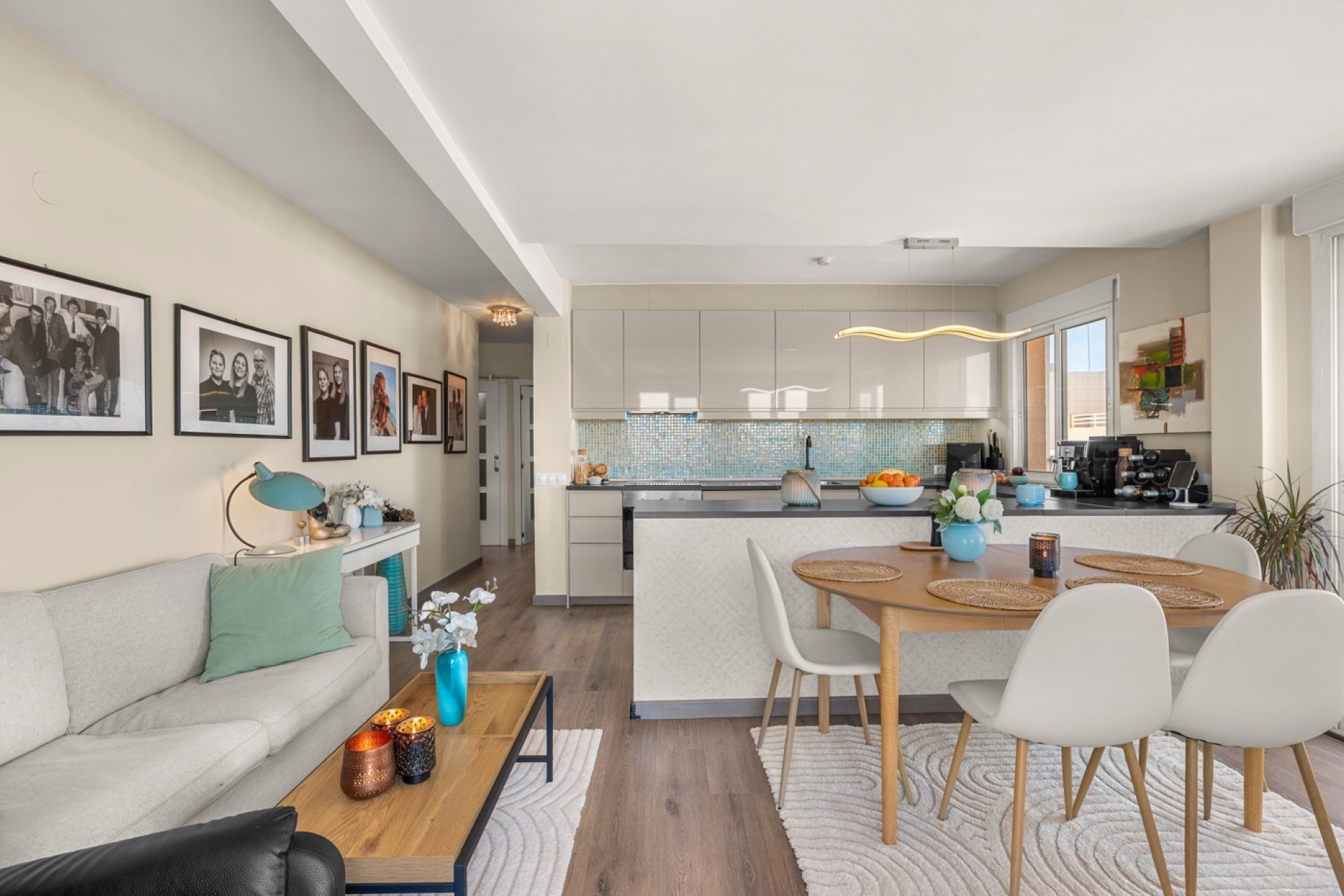 Reventa - Apartamento / piso -
Guardamar del Segura - Guardamar del Segura - Town