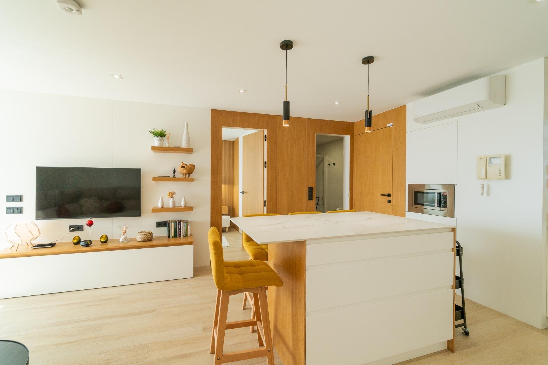 Reventa - Apartamento / piso -
Guardamar del Segura - Puerto Deportivo