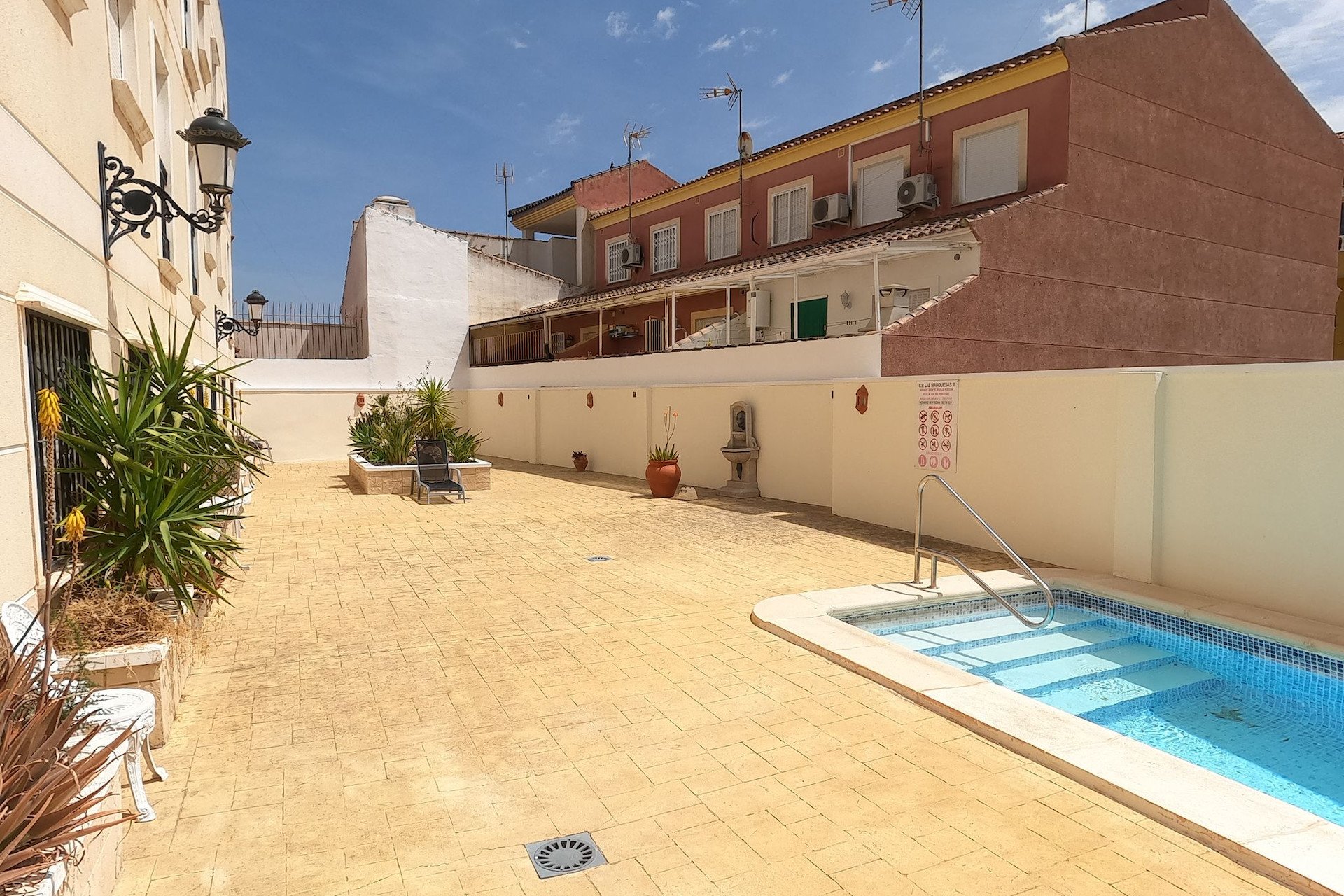Reventa - Apartamento / piso -
Jacarilla - Jacarilla - Town