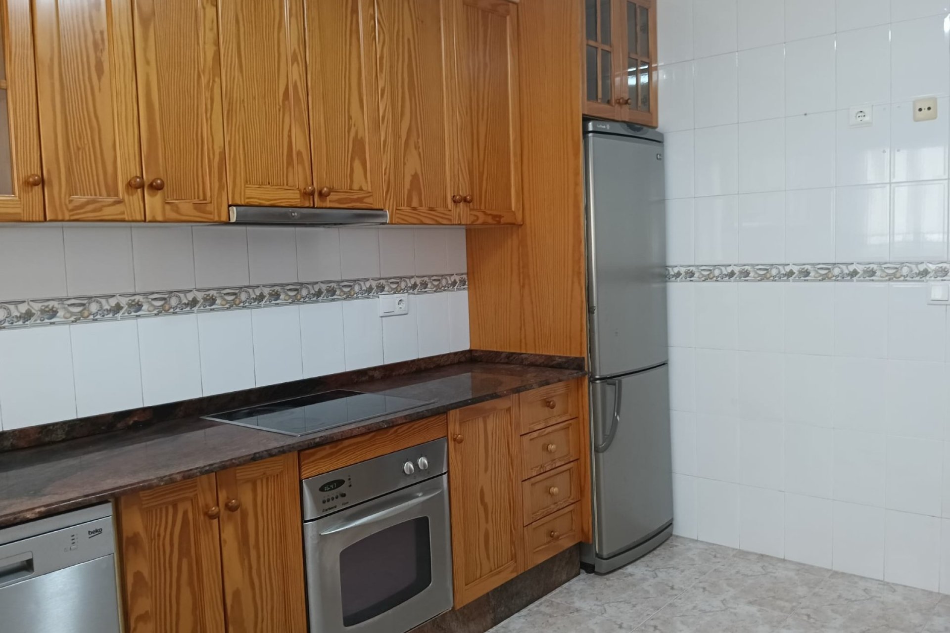Reventa - Apartamento / piso -
Los Montesinos - Centro
