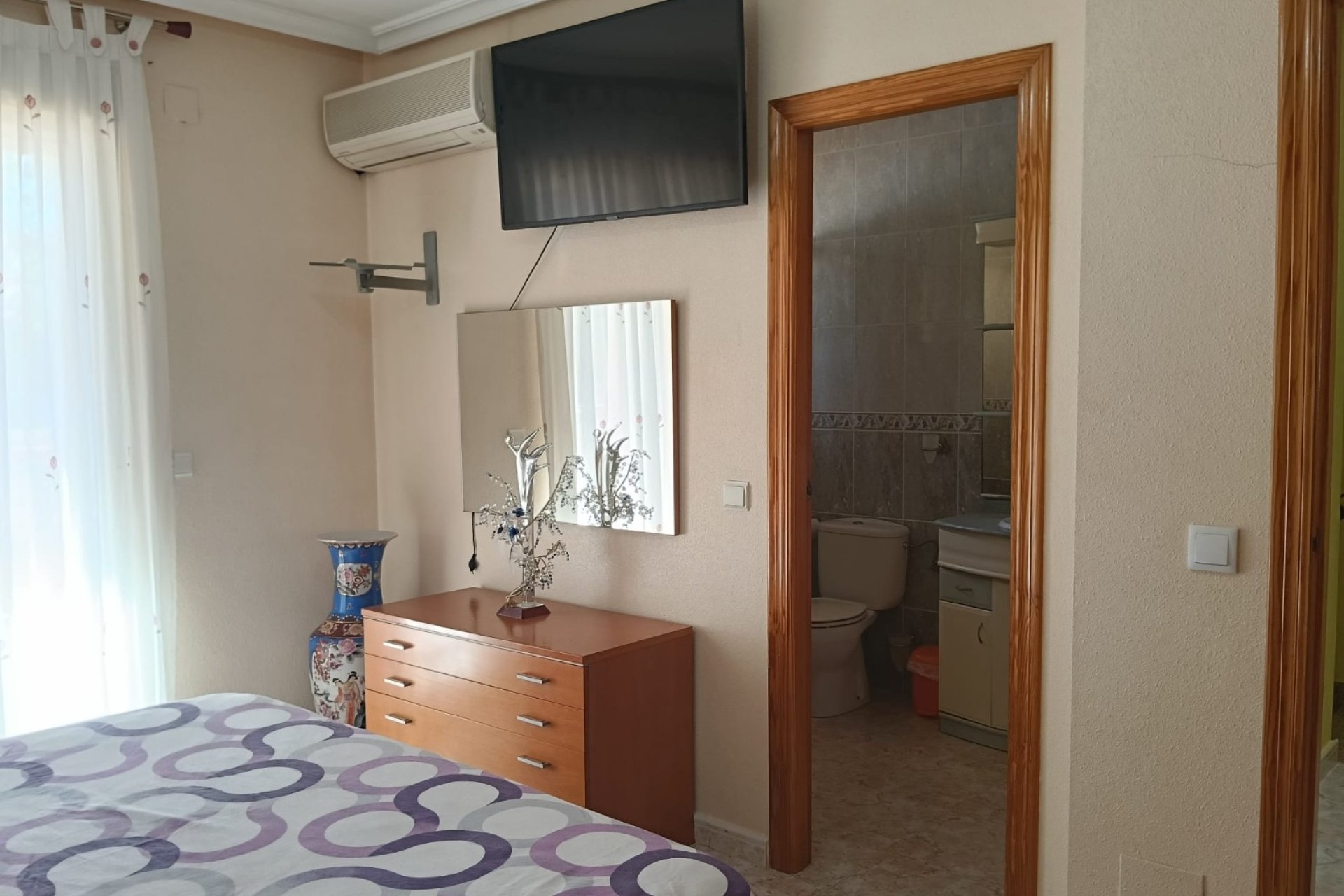 Reventa - Apartamento / piso -
Los Montesinos - Centro