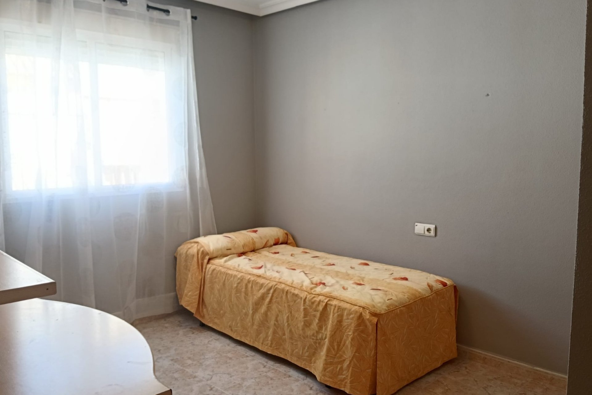 Reventa - Apartamento / piso -
Los Montesinos - Centro