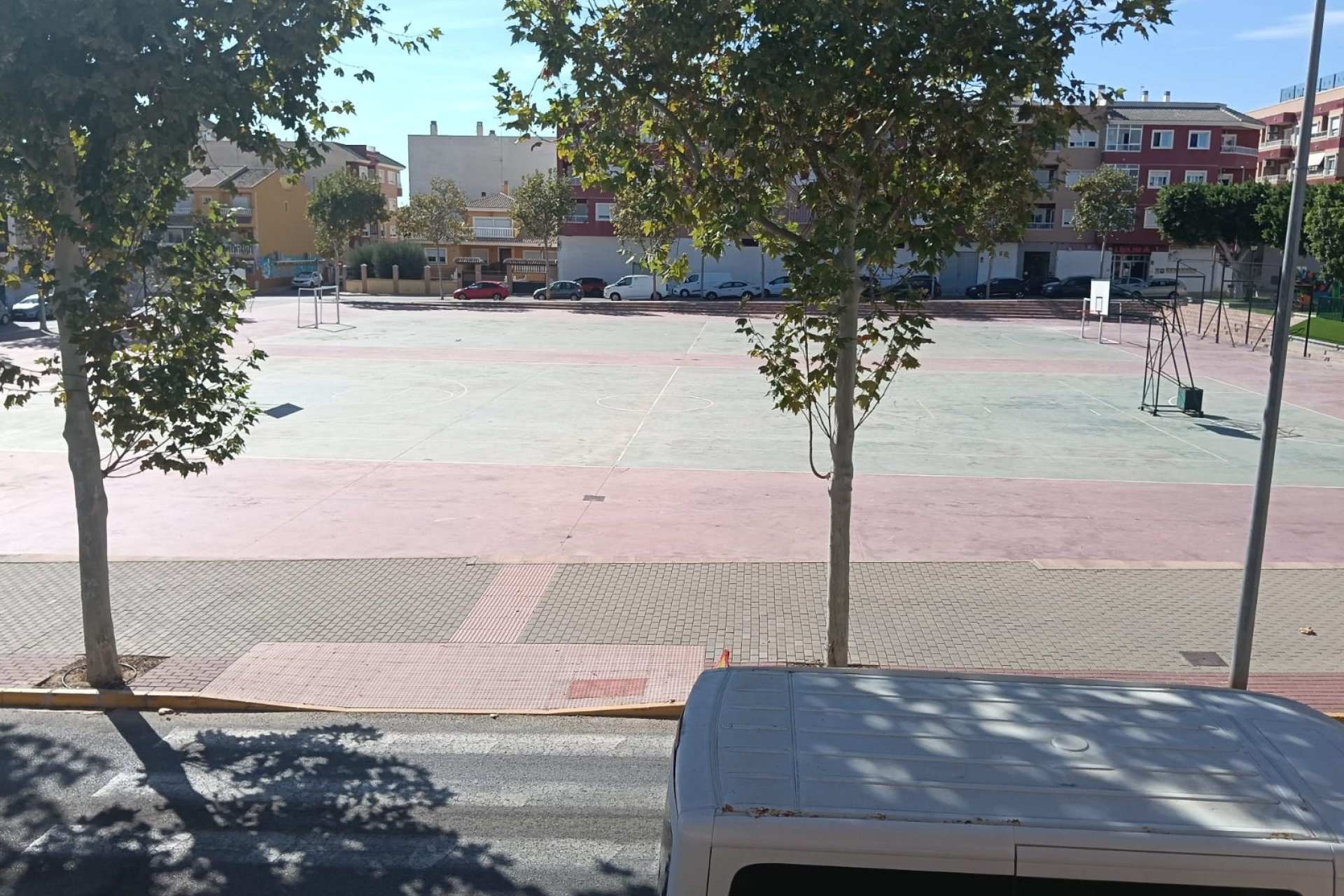 Reventa - Apartamento / piso -
Los Montesinos - Centro