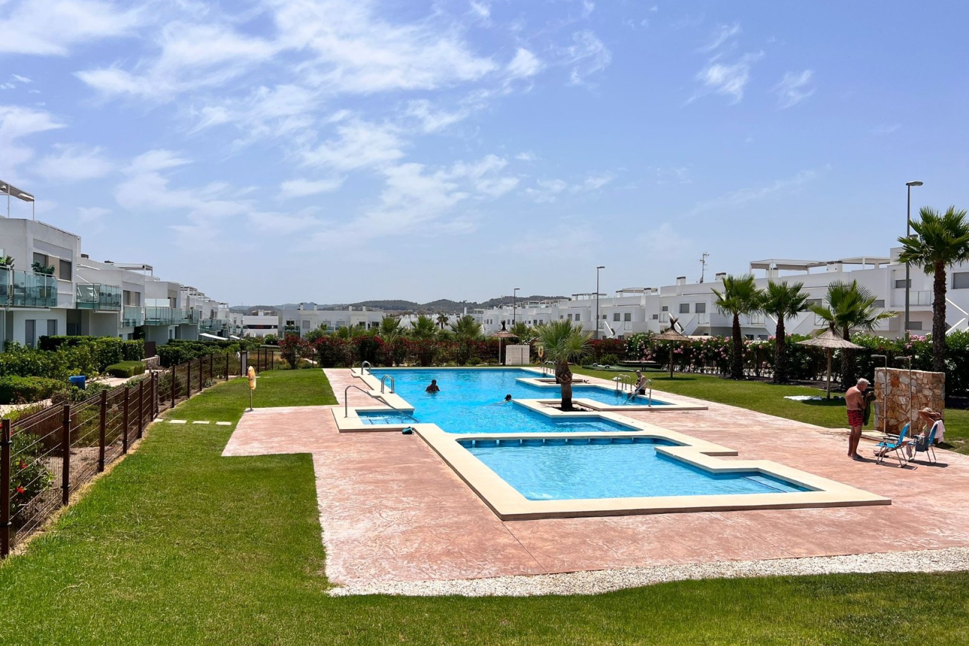 Reventa - Apartamento / piso -
Los Montesinos - Entre Naranjos / Vistabella Golf