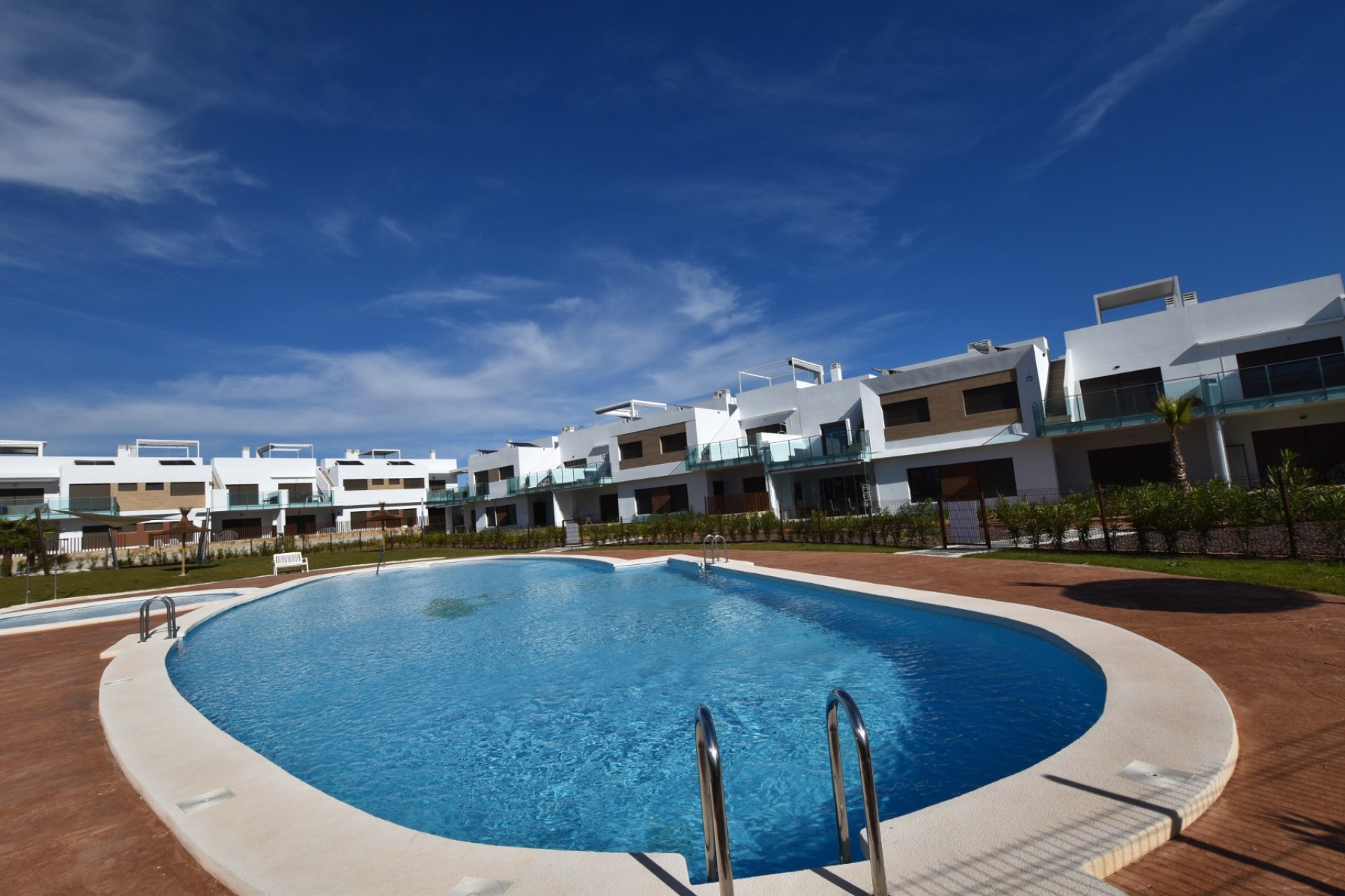 Reventa - Apartamento / piso -
Los Montesinos - Entre Naranjos / Vistabella Golf