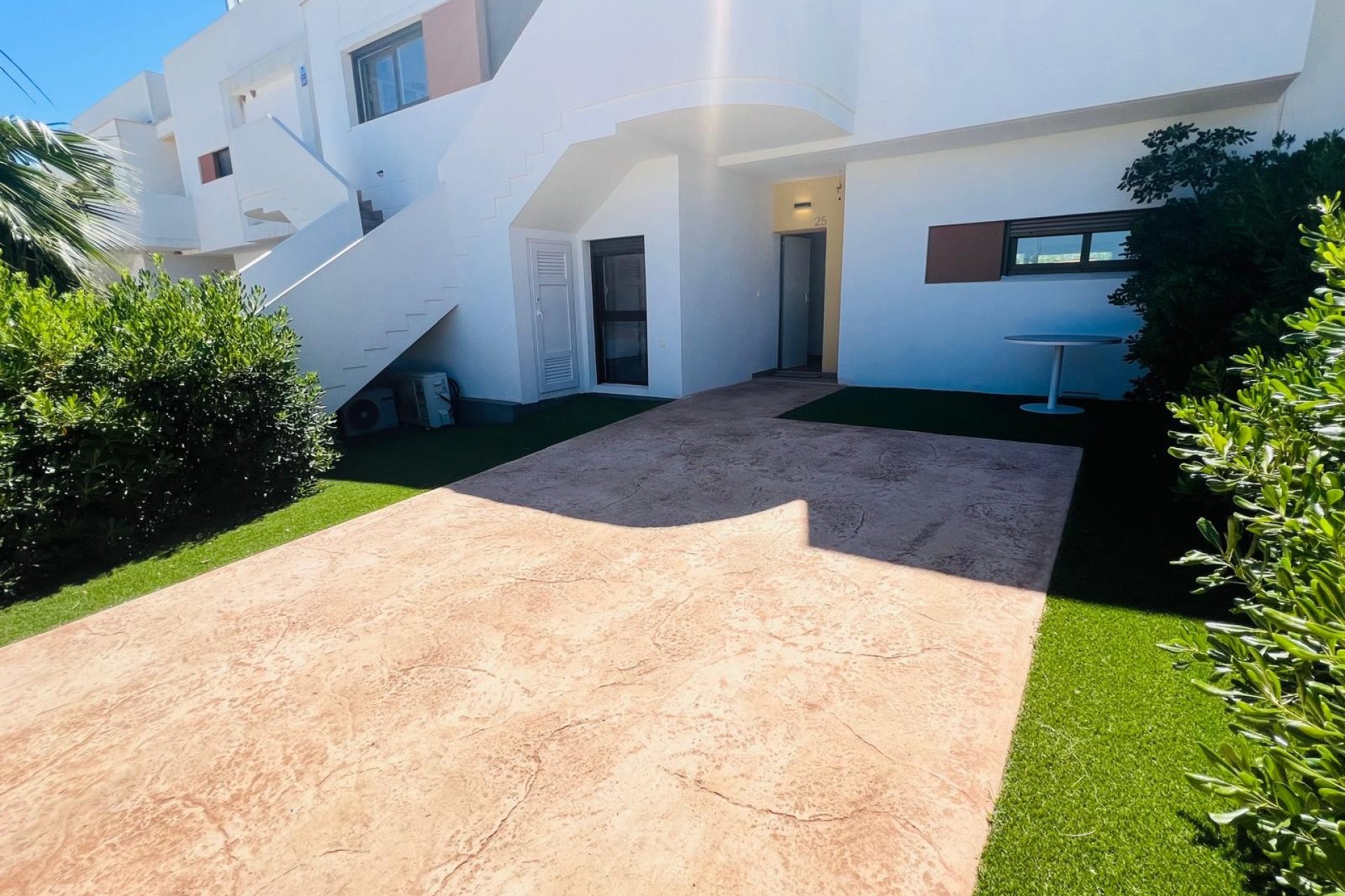Reventa - Apartamento / piso -
Los Montesinos - Entre Naranjos / Vistabella Golf