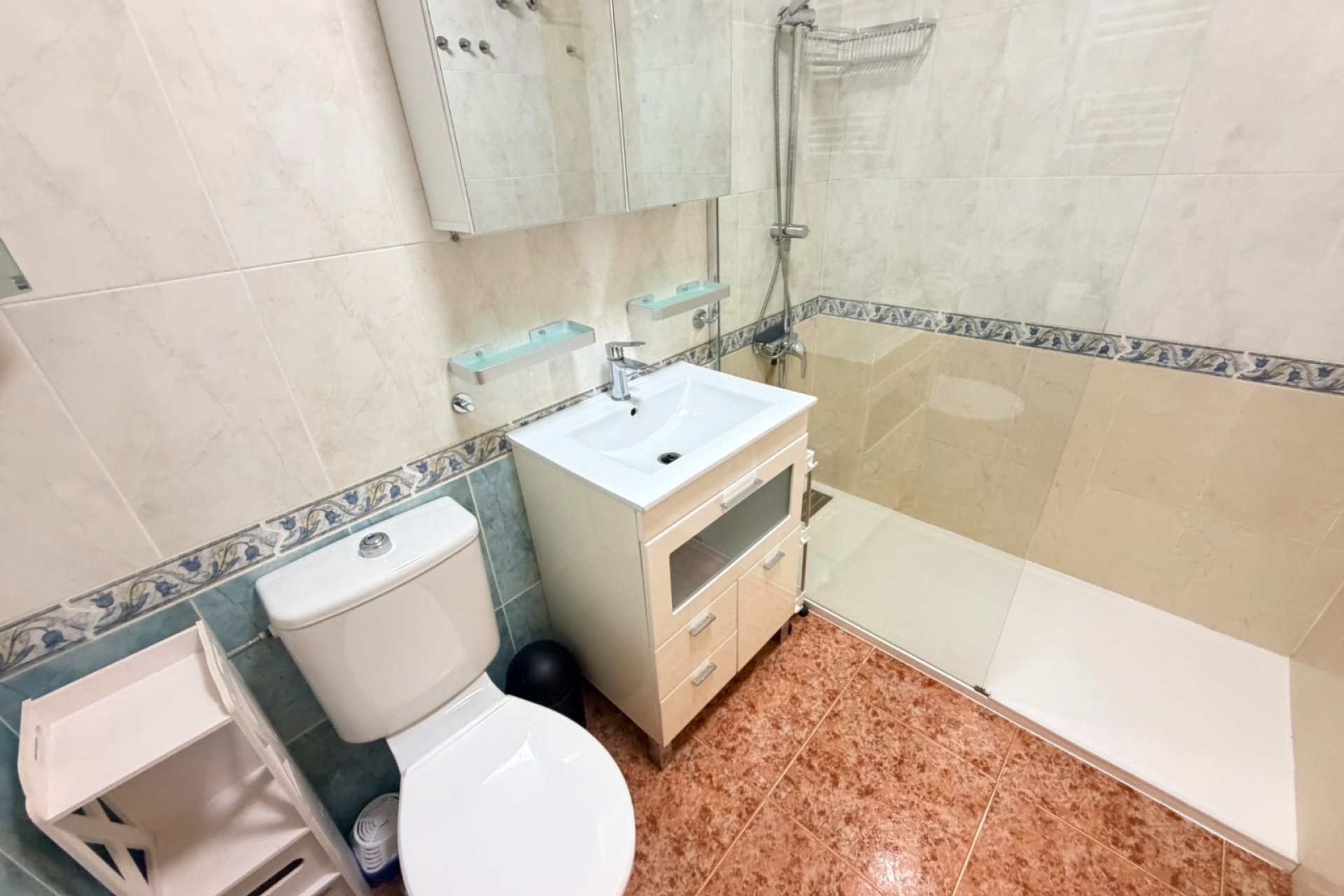 Reventa - Apartamento / piso -
Los Montesinos - Entre Naranjos / Vistabella Golf