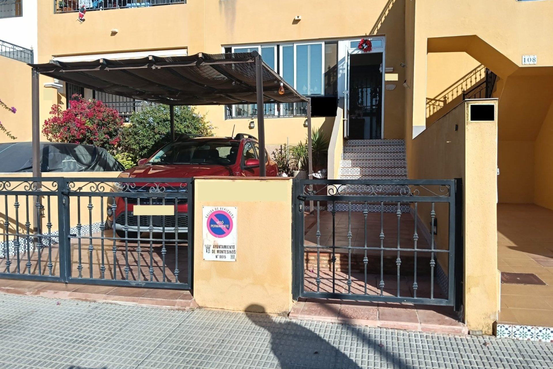 Reventa - Apartamento / piso -
Los Montesinos - La Herrada