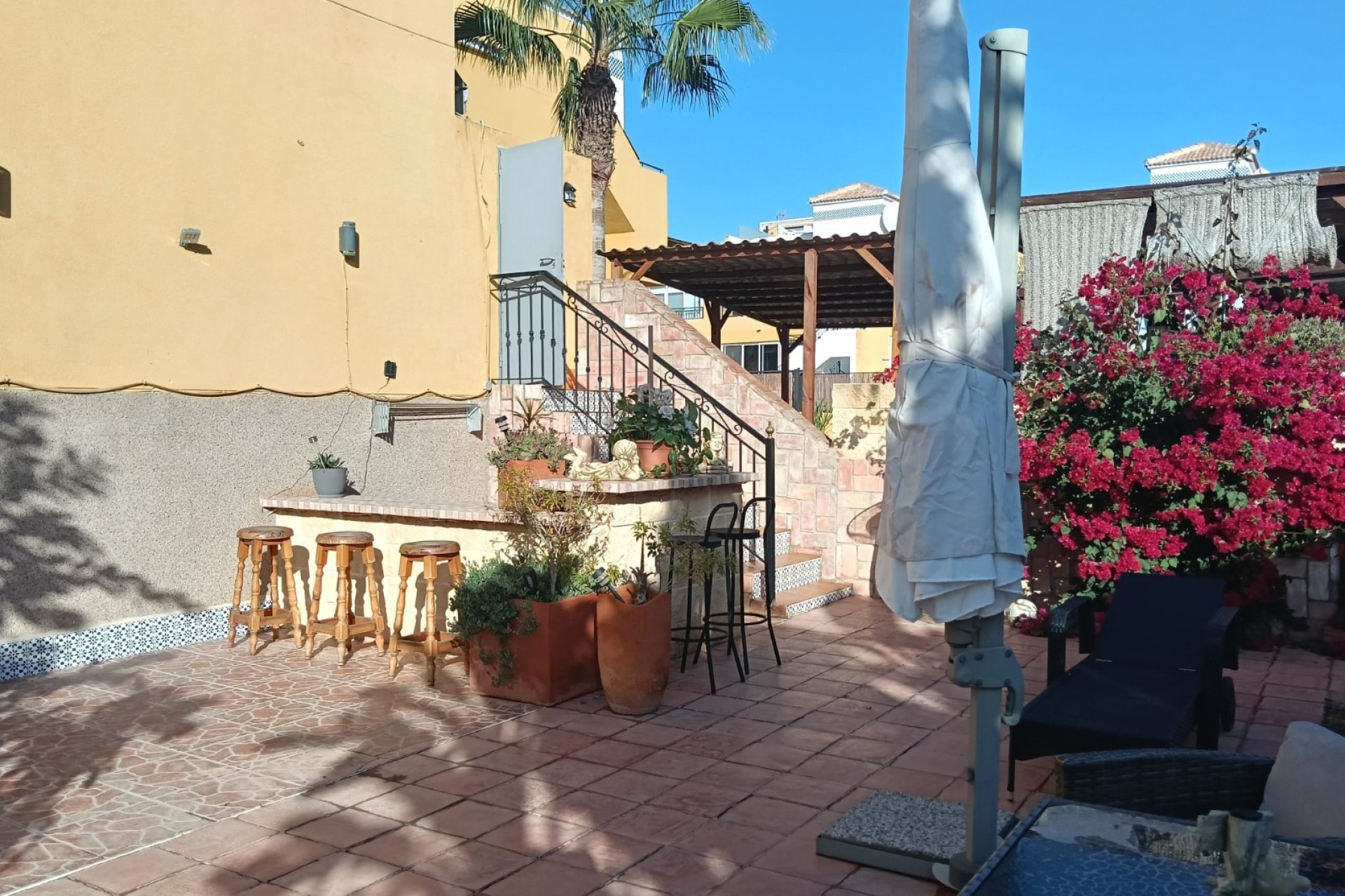 Reventa - Apartamento / piso -
Los Montesinos - La Herrada
