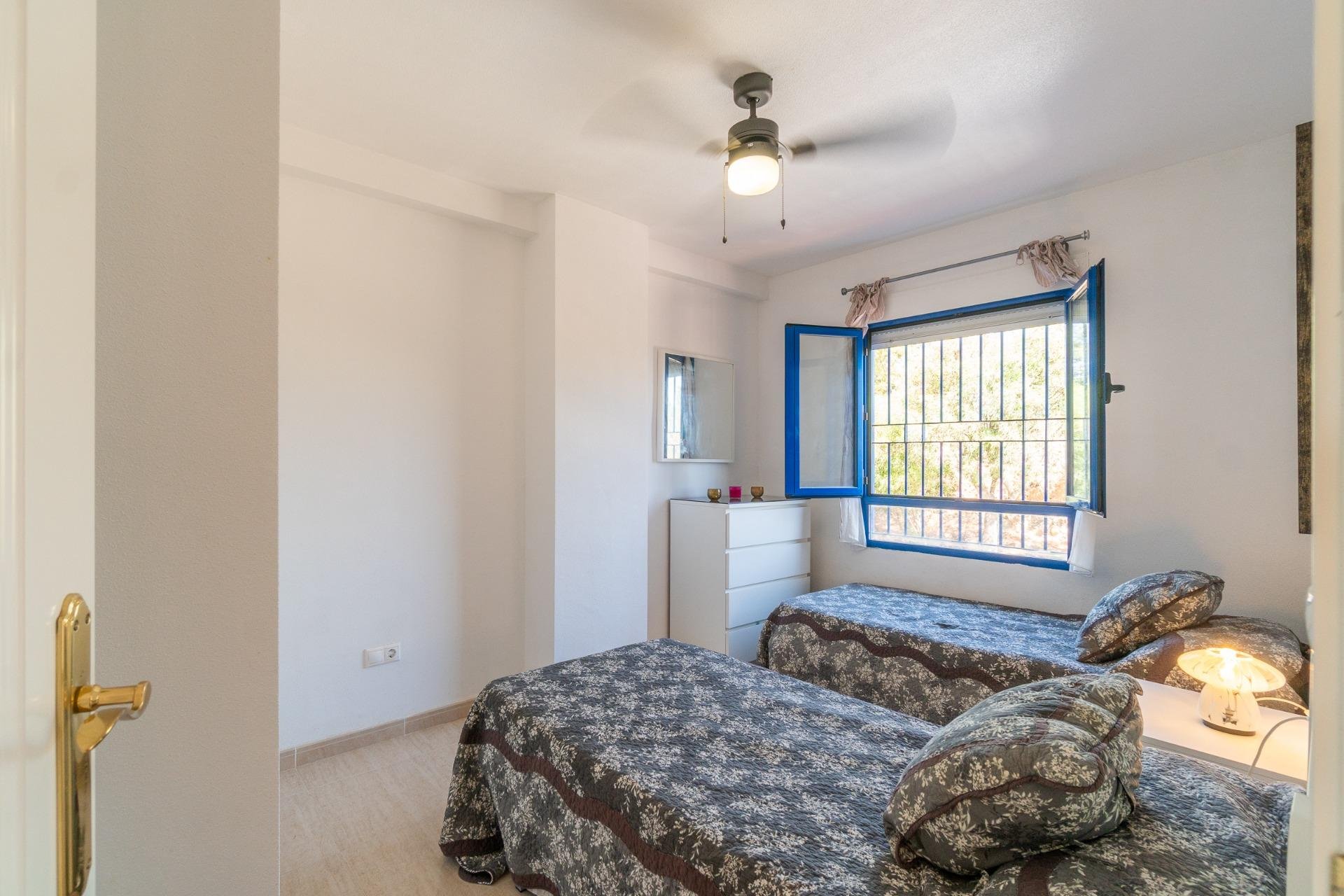 Reventa - Apartamento / piso -
Orihuela Costa - Altos de Campoamor