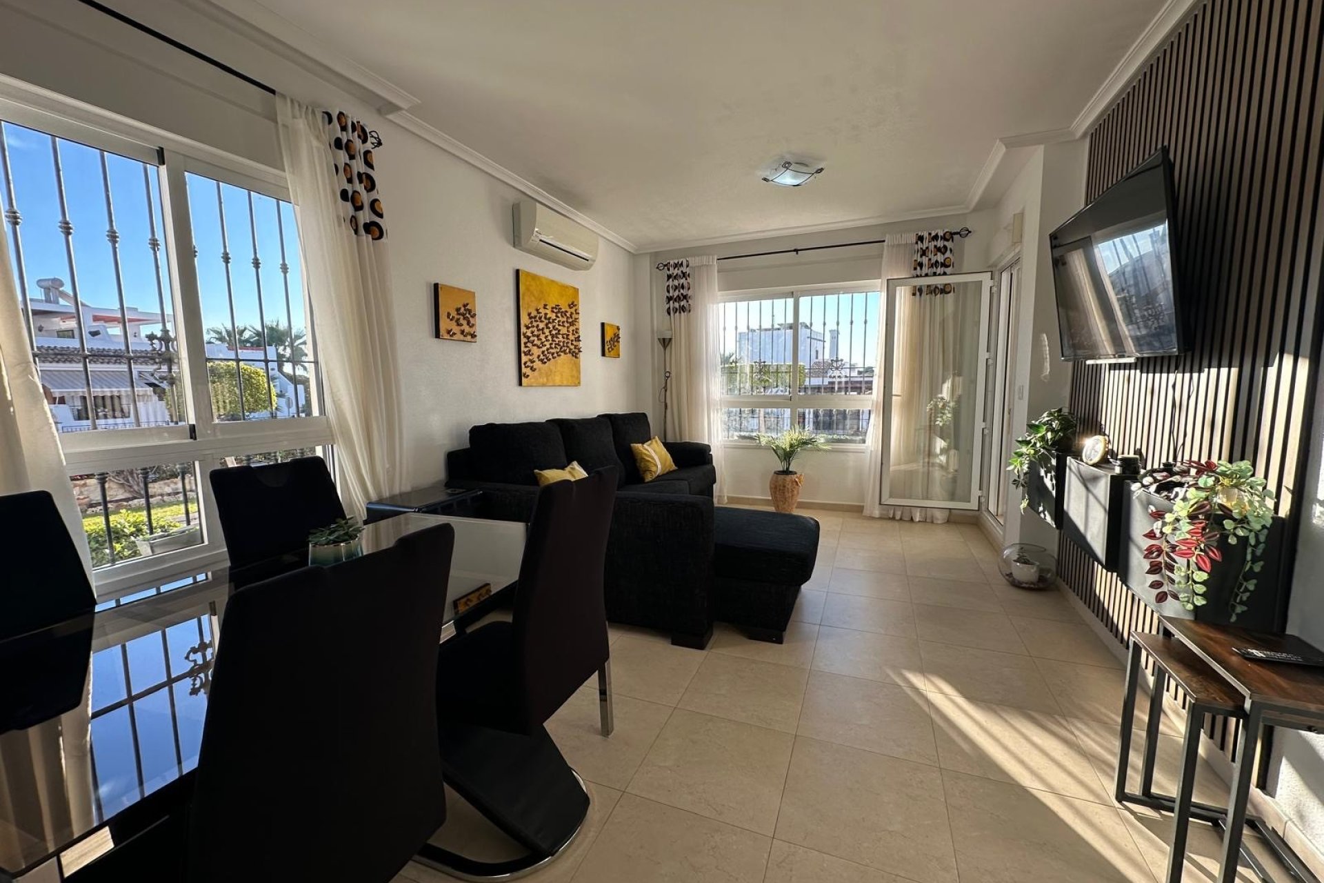 Reventa - Apartamento / piso -
Orihuela Costa - Campoamor
