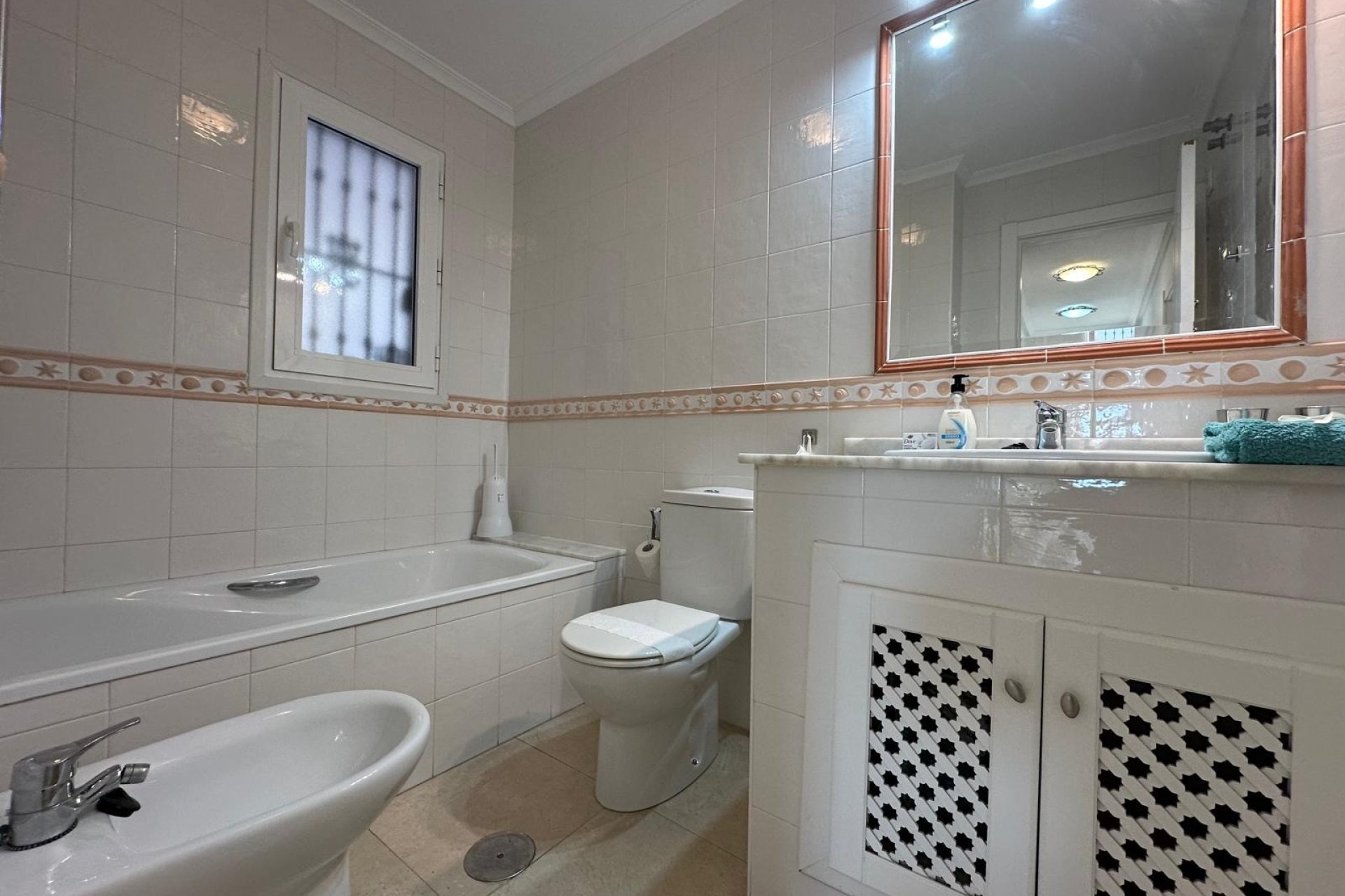 Reventa - Apartamento / piso -
Orihuela Costa - Campoamor