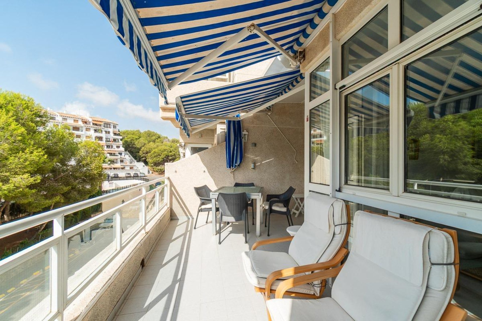 Reventa - Apartamento / piso -
Orihuela Costa - Campoamor