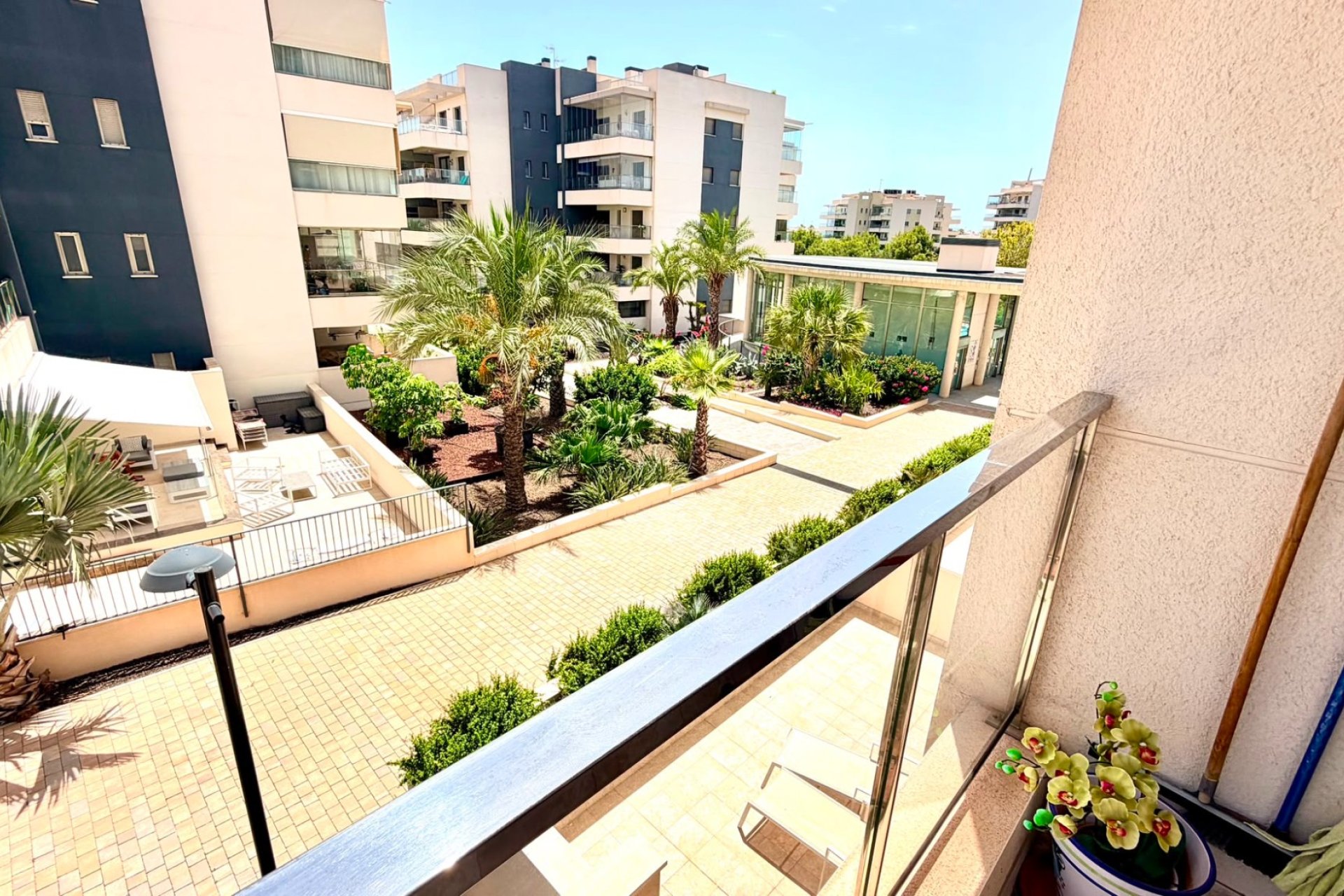 Reventa - Apartamento / piso -
Orihuela Costa - La Zenia