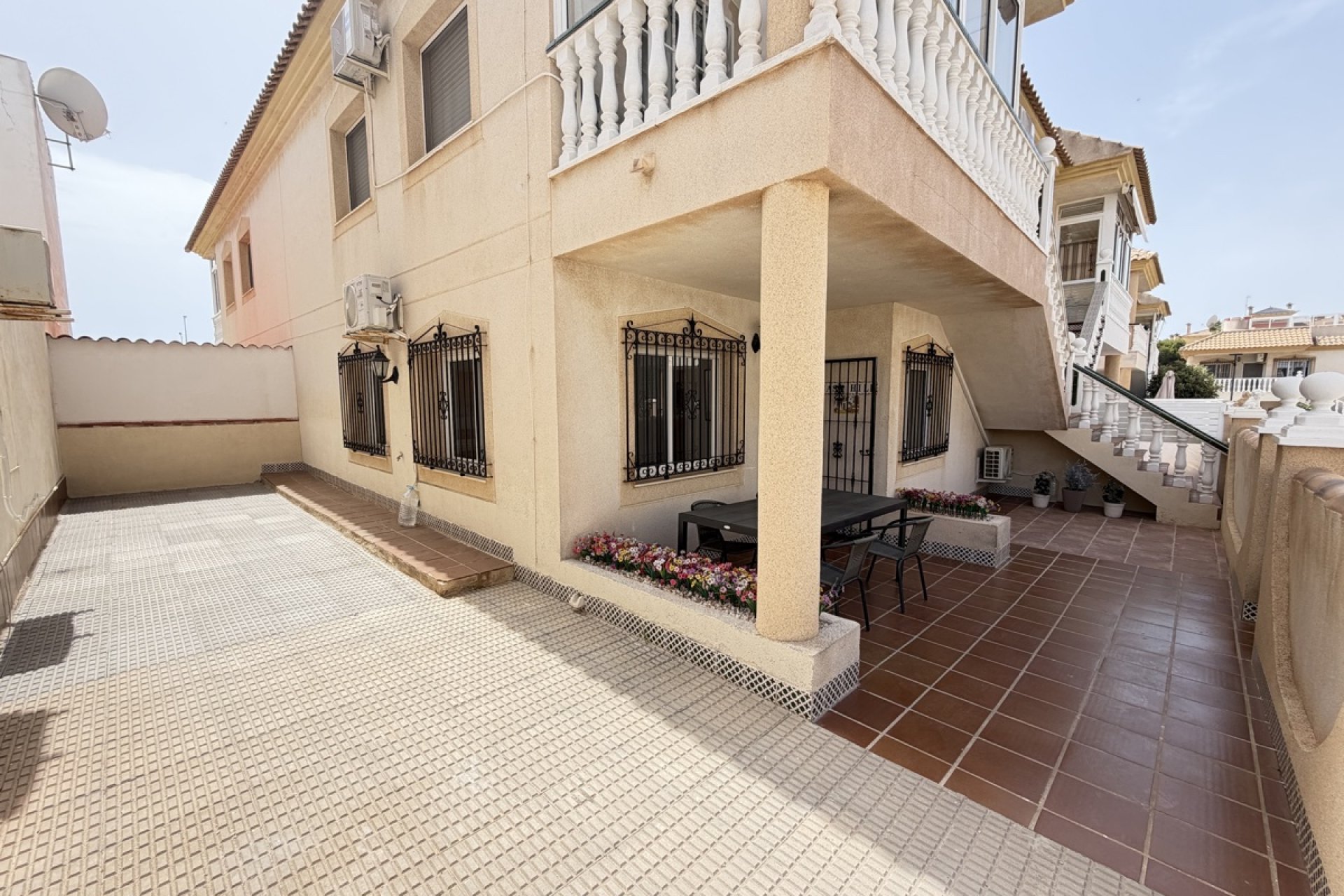 Reventa - Apartamento / piso -
Orihuela Costa - La Zenia
