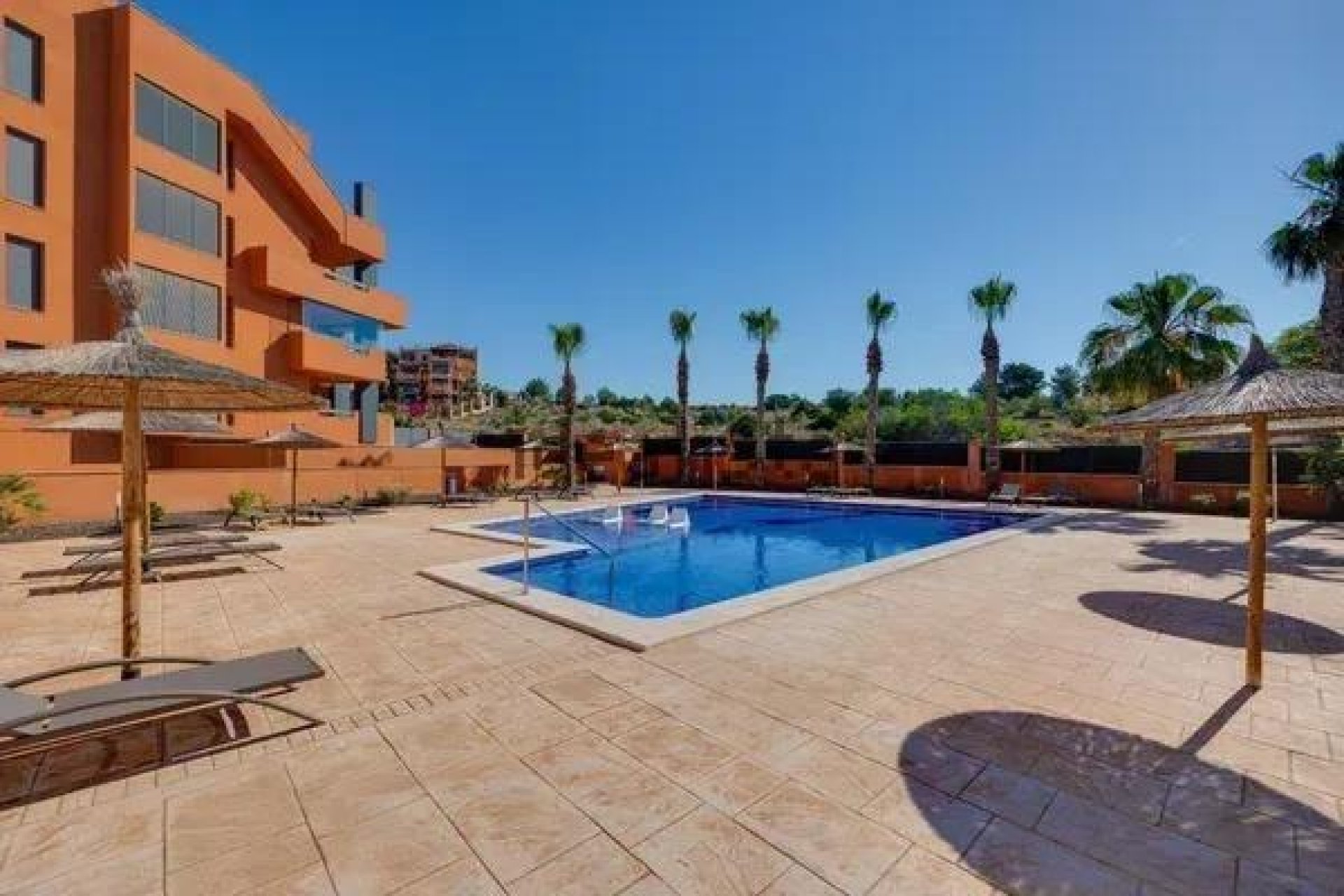 Reventa - Apartamento / piso -
Orihuela Costa - Las Filipinas