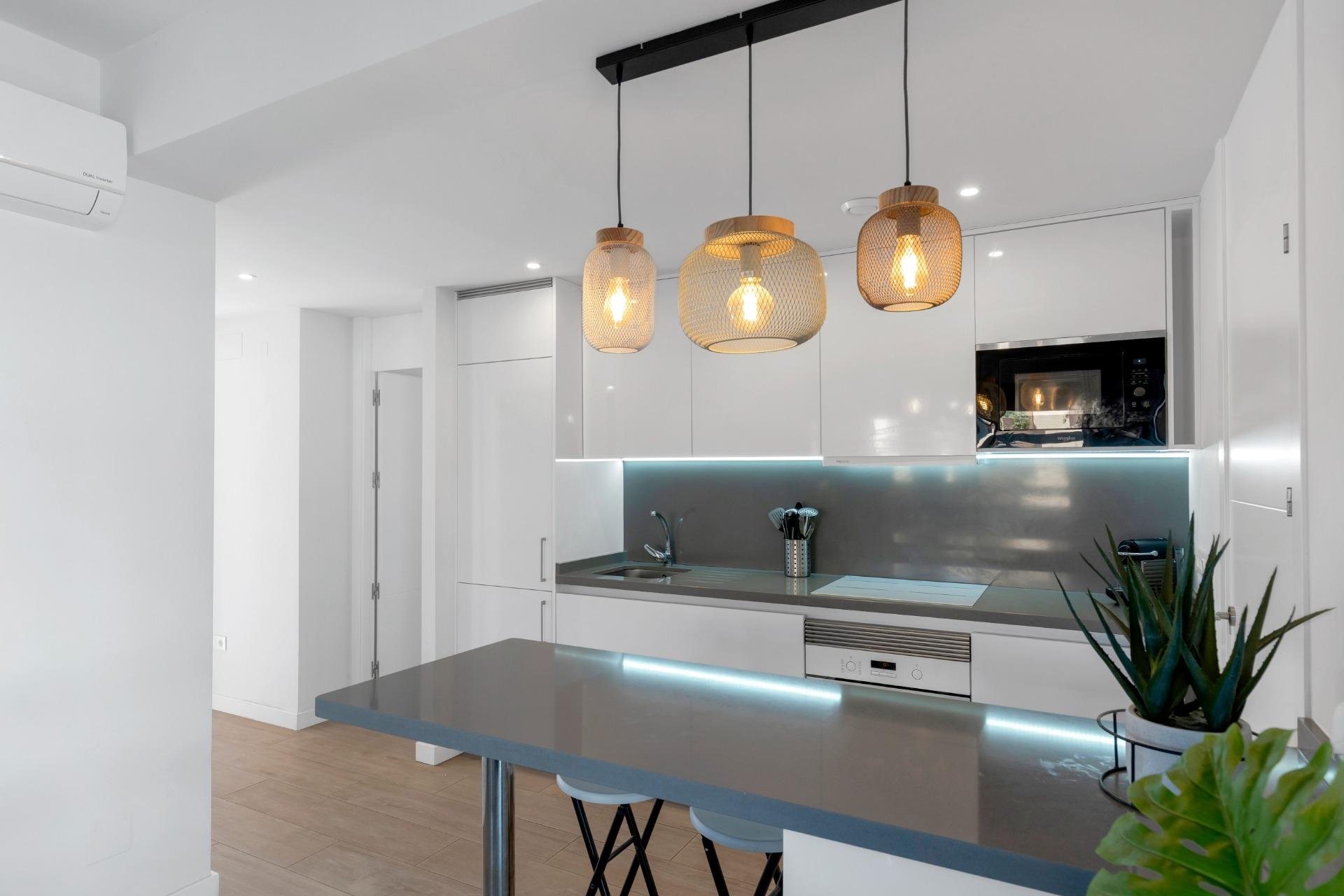 Reventa - Apartamento / piso -
Orihuela Costa - Las Filipinas