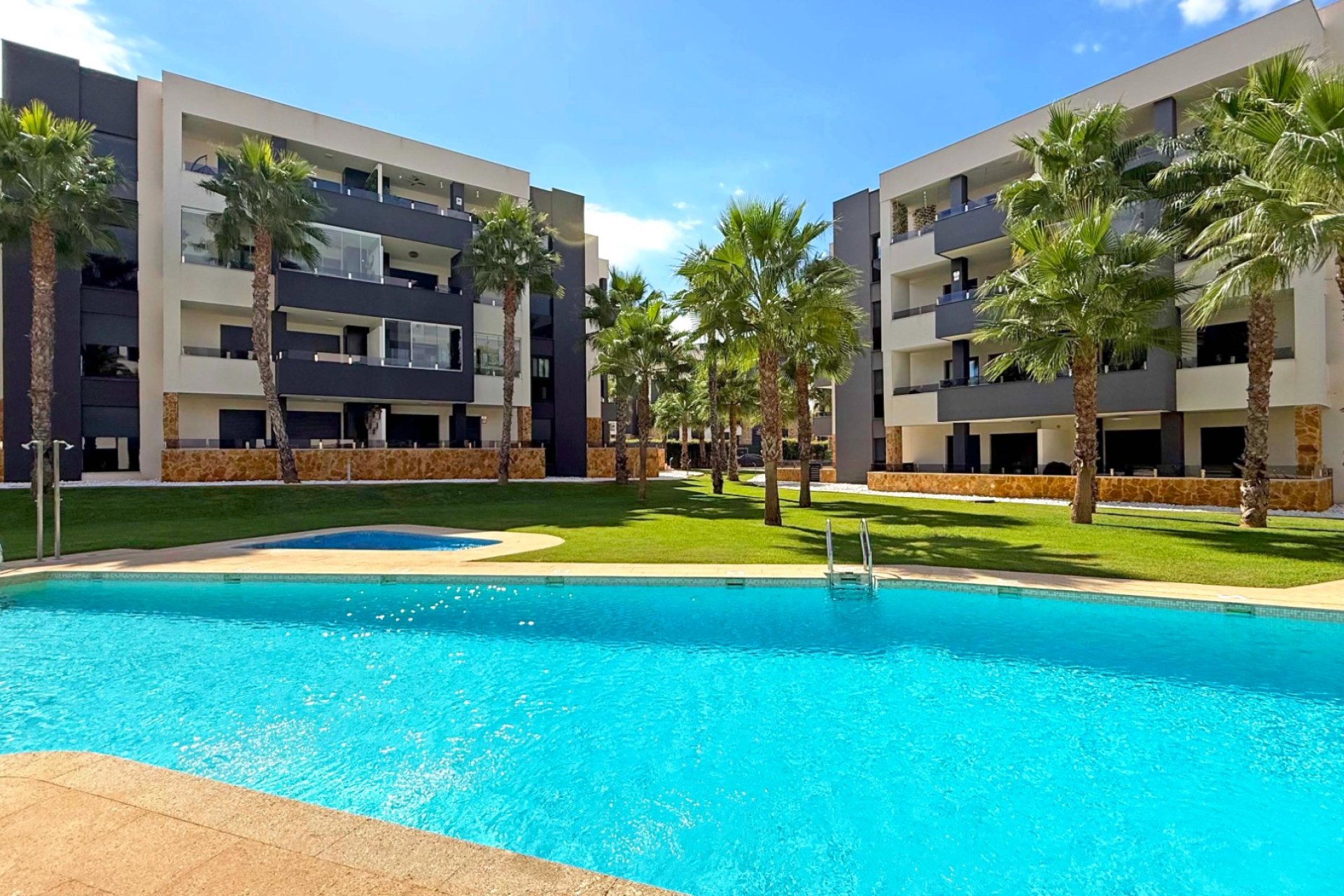 Reventa - Apartamento / piso -
Orihuela Costa - Los Altos
