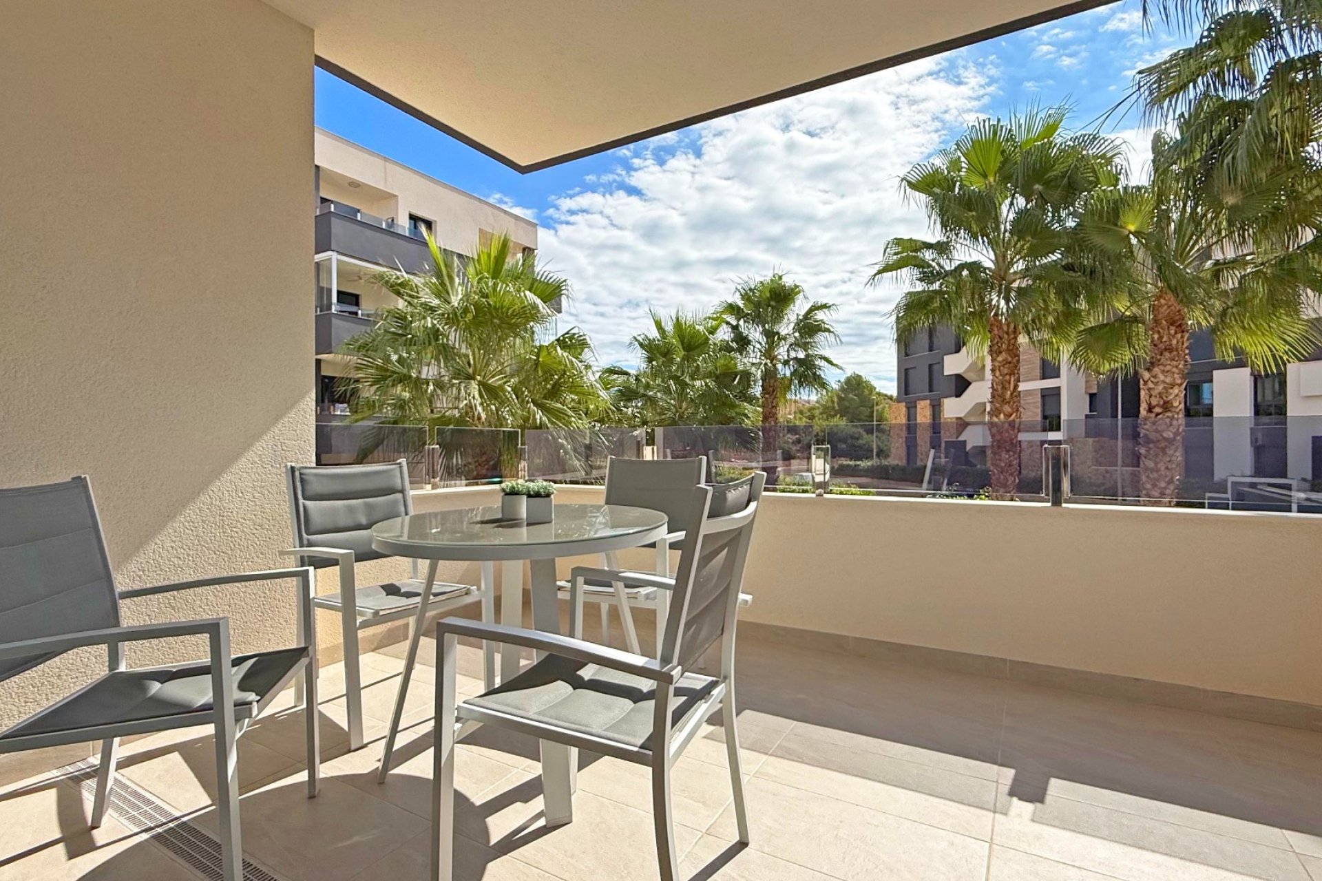 Reventa - Apartamento / piso -
Orihuela Costa - Los Altos