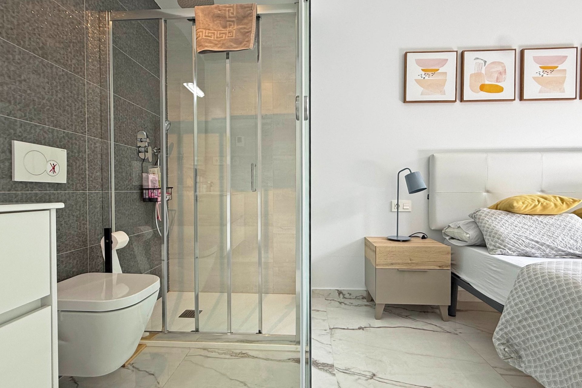 Reventa - Apartamento / piso -
Orihuela Costa - Los Altos