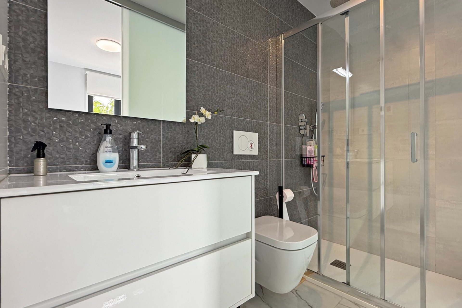 Reventa - Apartamento / piso -
Orihuela Costa - Los Altos