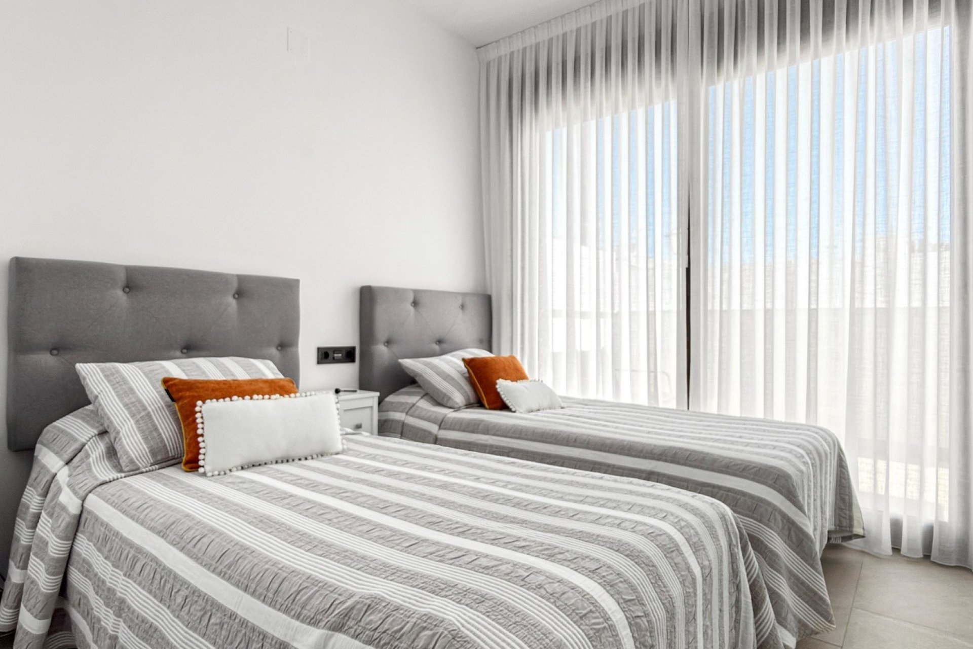 Reventa - Apartamento / piso -
Orihuela Costa - Los Balcones