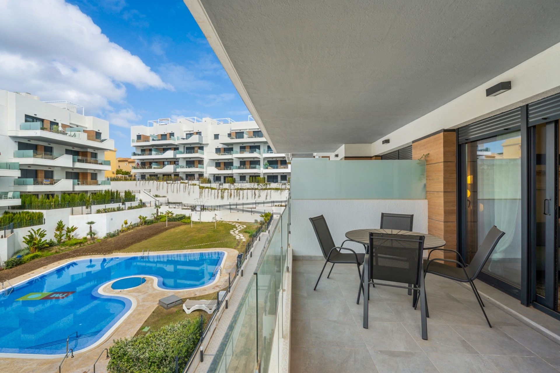 Reventa - Apartamento / piso -
Orihuela Costa - Los Dolses