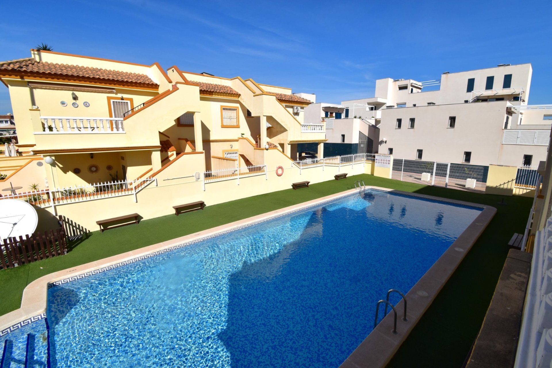 Reventa - Apartamento / piso -
Orihuela Costa - Playa Flamenca