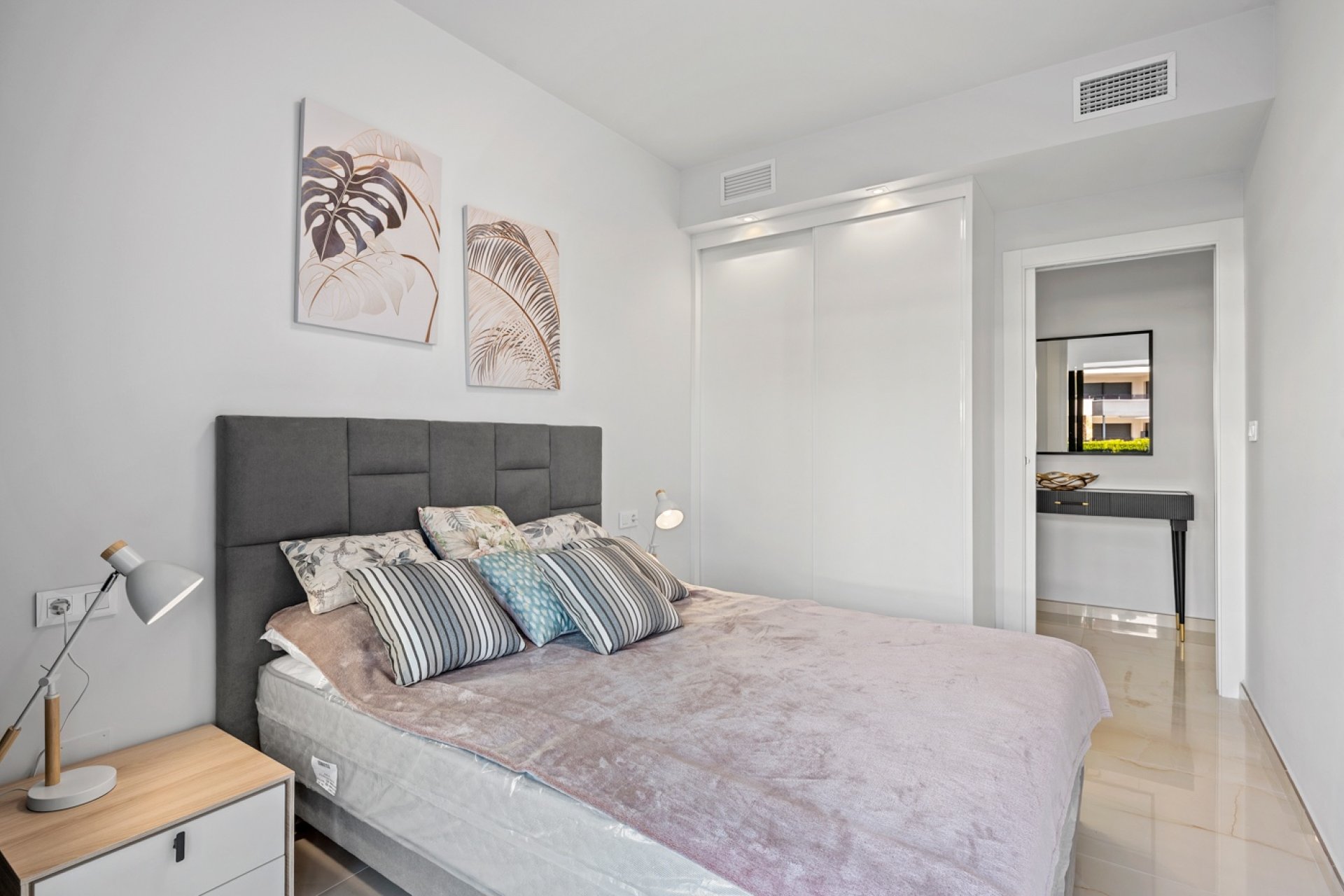 Reventa - Apartamento / piso -
Orihuela Costa - Playa Flamenca