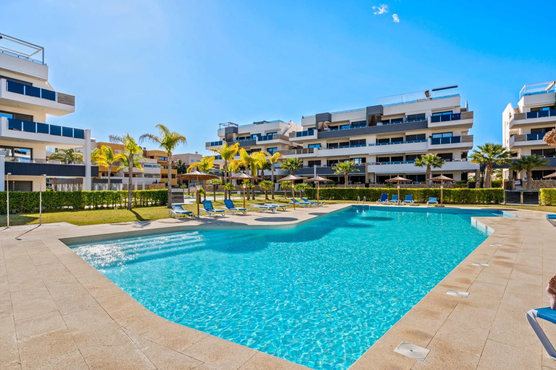 Reventa - Apartamento / piso -
Orihuela Costa - Playa Flamenca