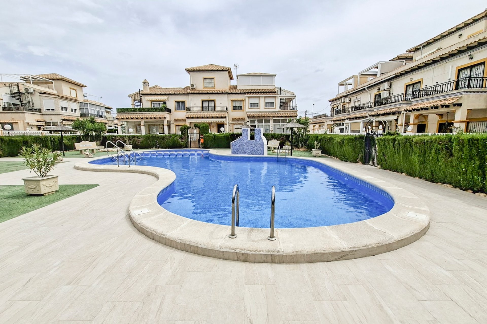 Reventa - Apartamento / piso -
Orihuela Costa - Playa Flamenca