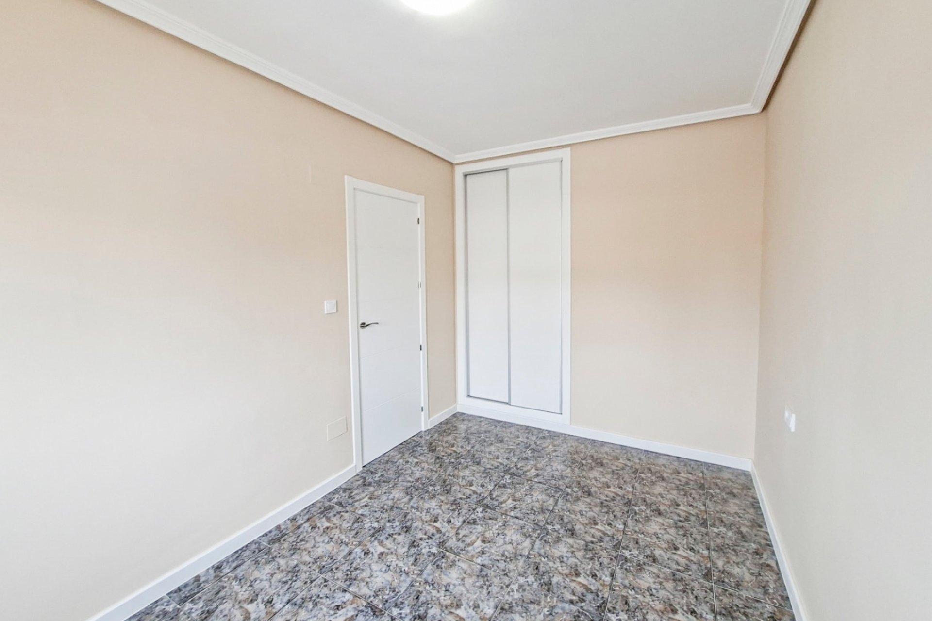 Reventa - Apartamento / piso -
Orihuela Costa - Playa Flamenca