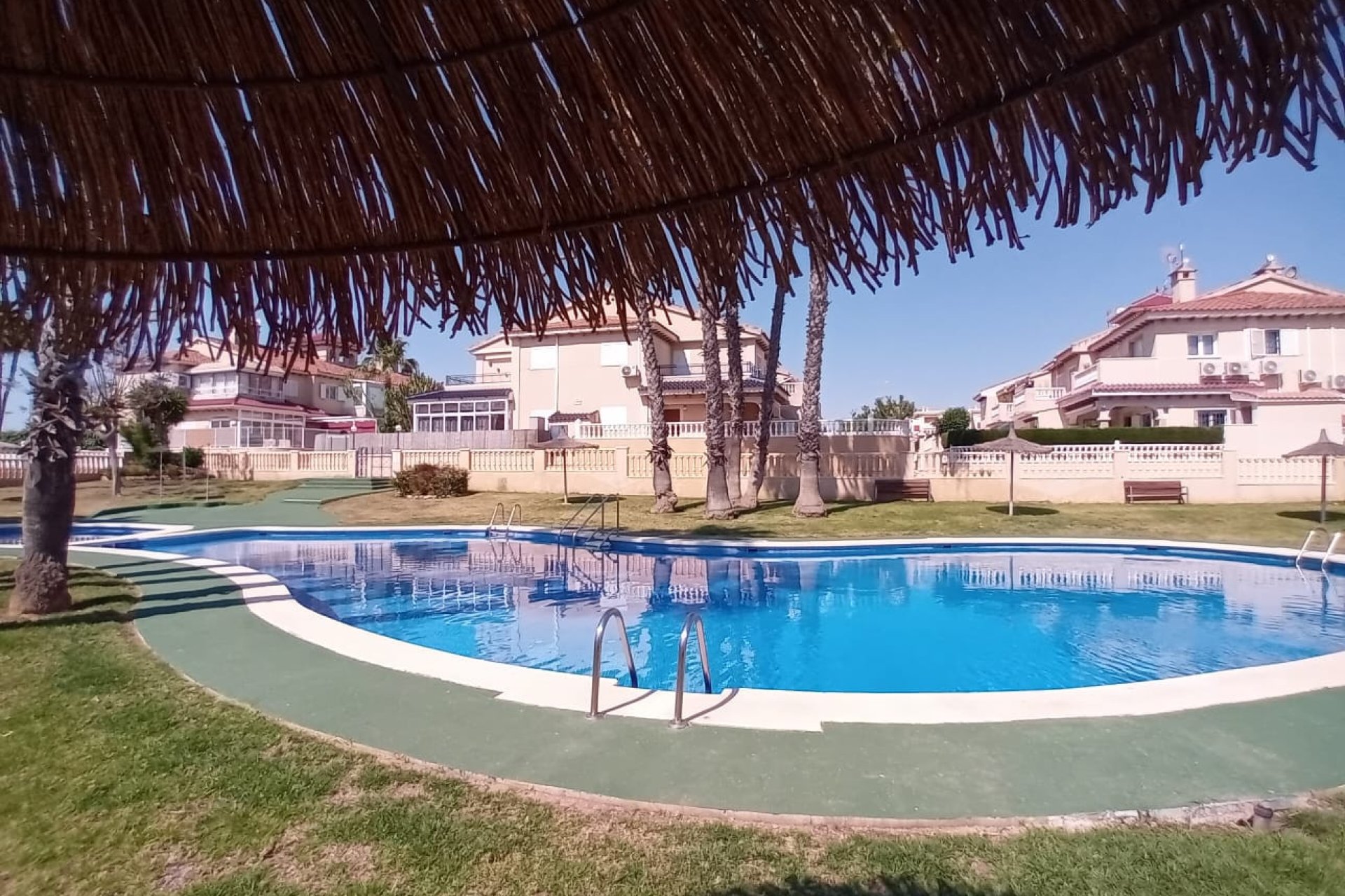 Reventa - Apartamento / piso -
Orihuela Costa - Playa Flamenca