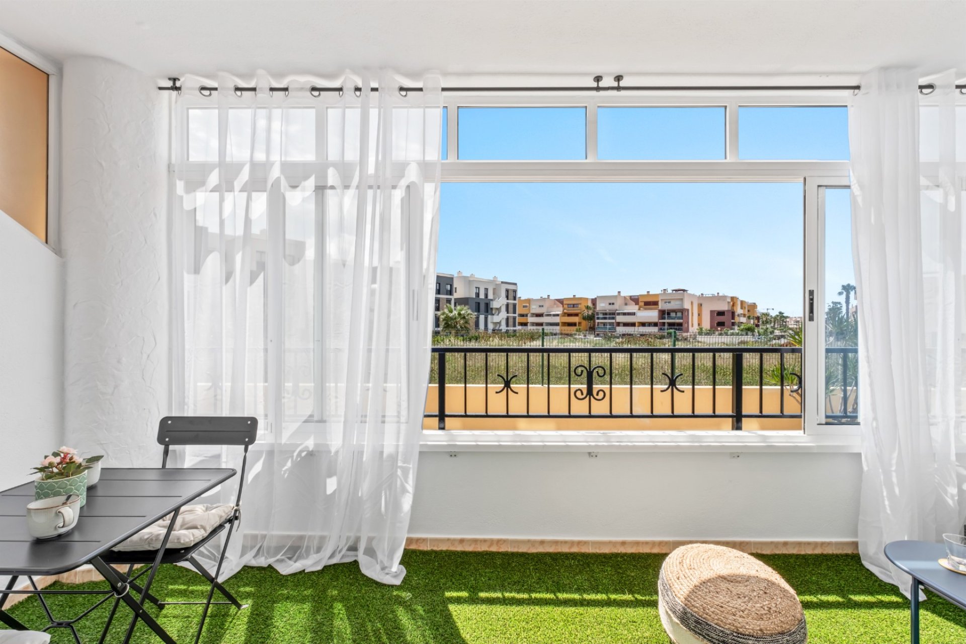 Reventa - Apartamento / piso -
Orihuela Costa - Playa Flamenca