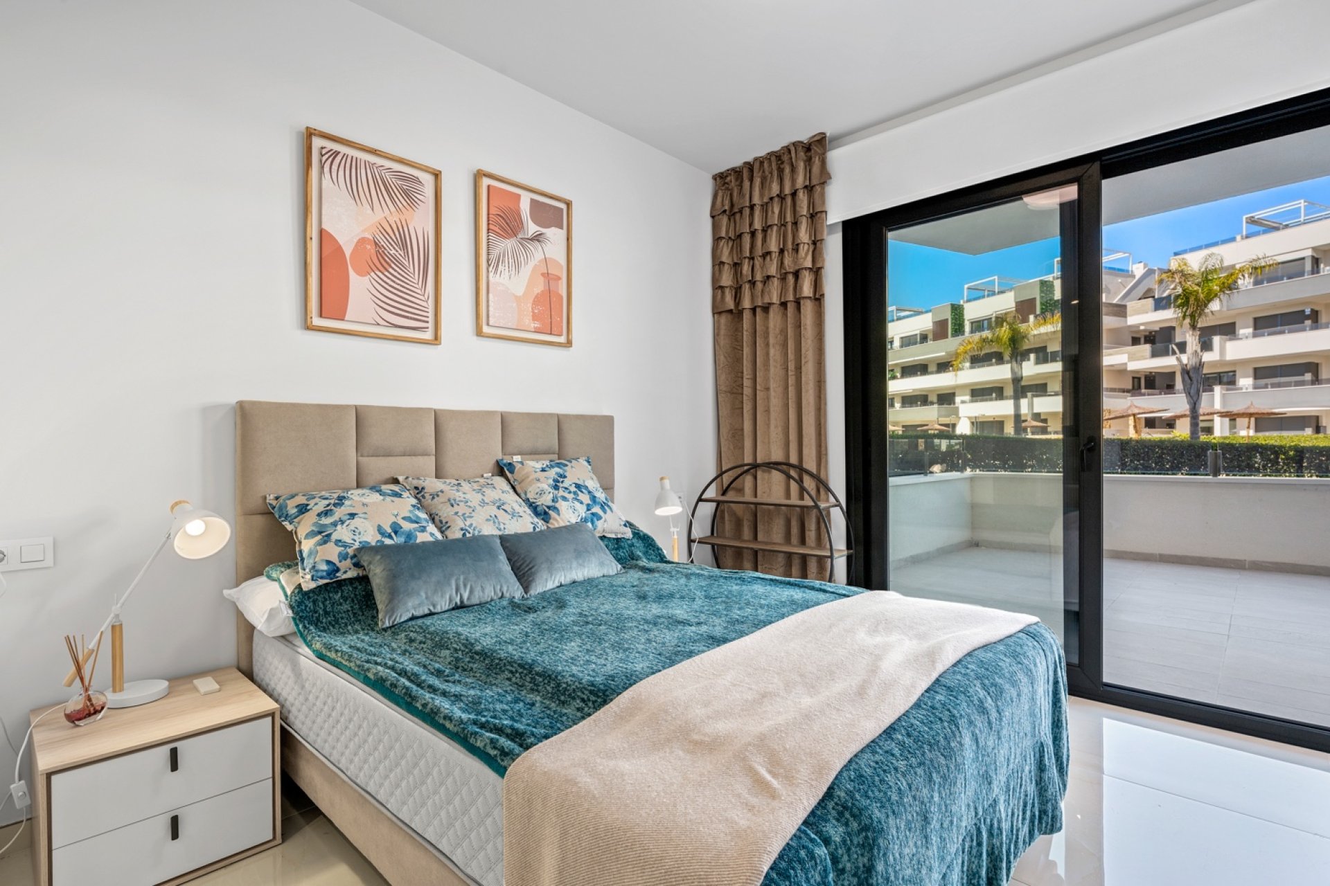 Reventa - Apartamento / piso -
Orihuela Costa - Playa Flamenca
