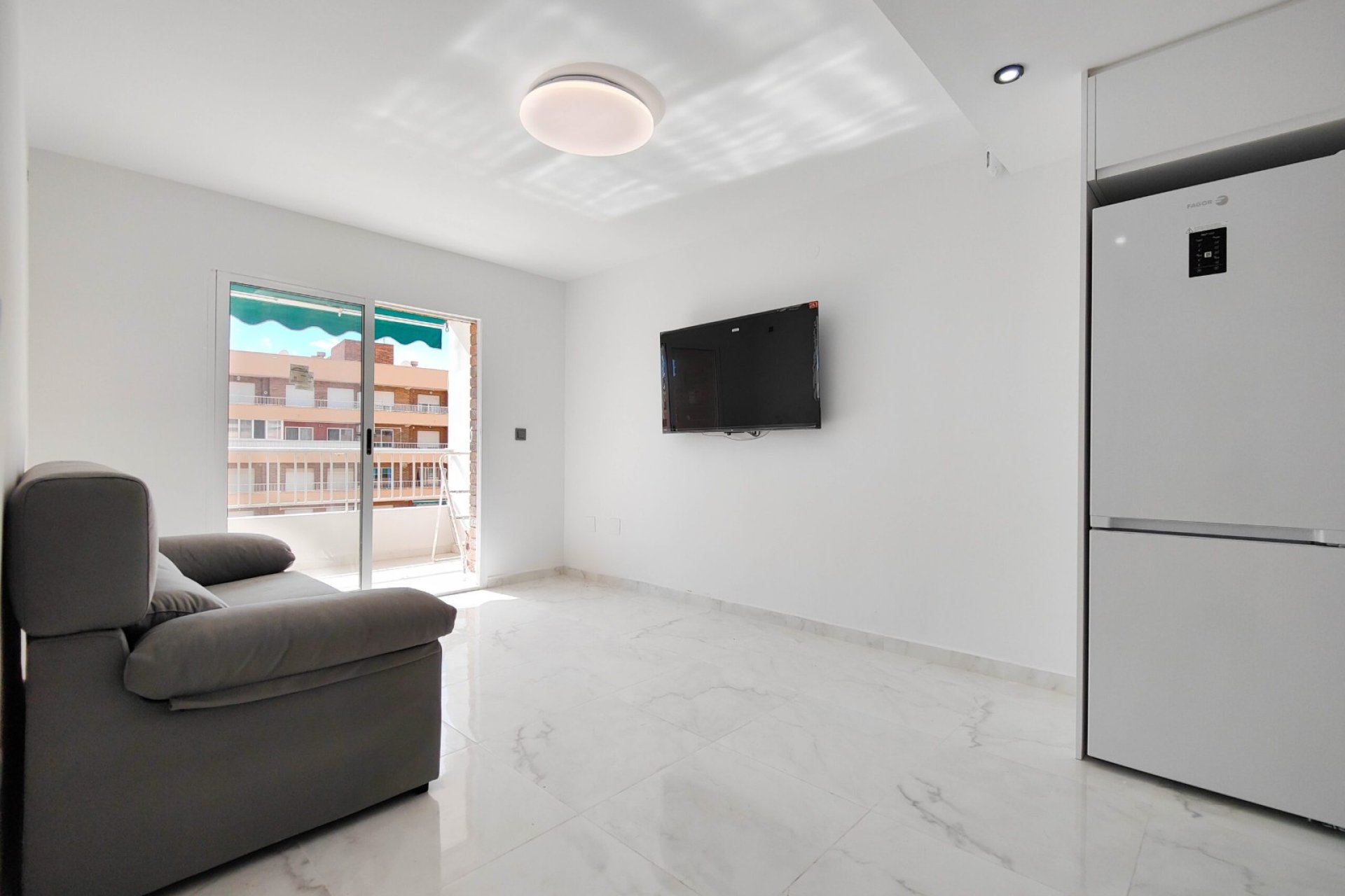 Reventa - Apartamento / piso -
Orihuela Costa - Punta Prima