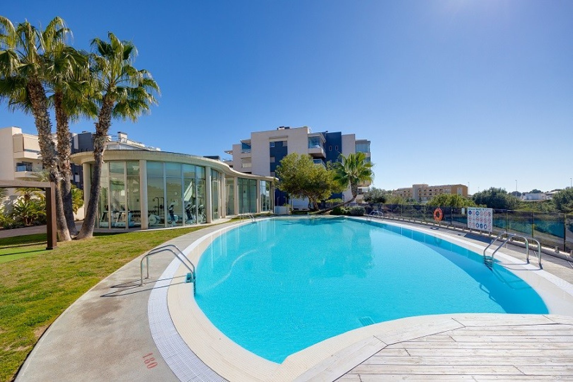 Reventa - Apartamento / piso -
Orihuela Costa - Villamartin