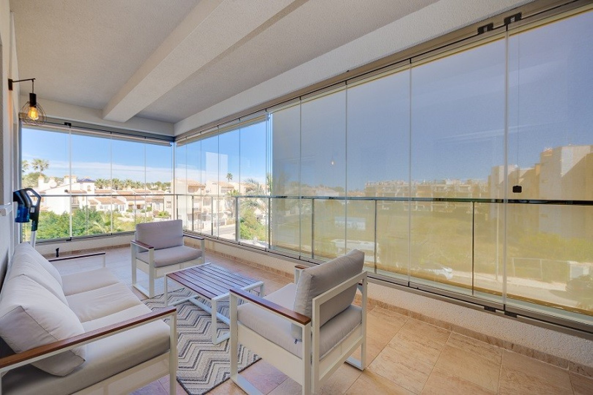 Reventa - Apartamento / piso -
Orihuela Costa - Villamartin