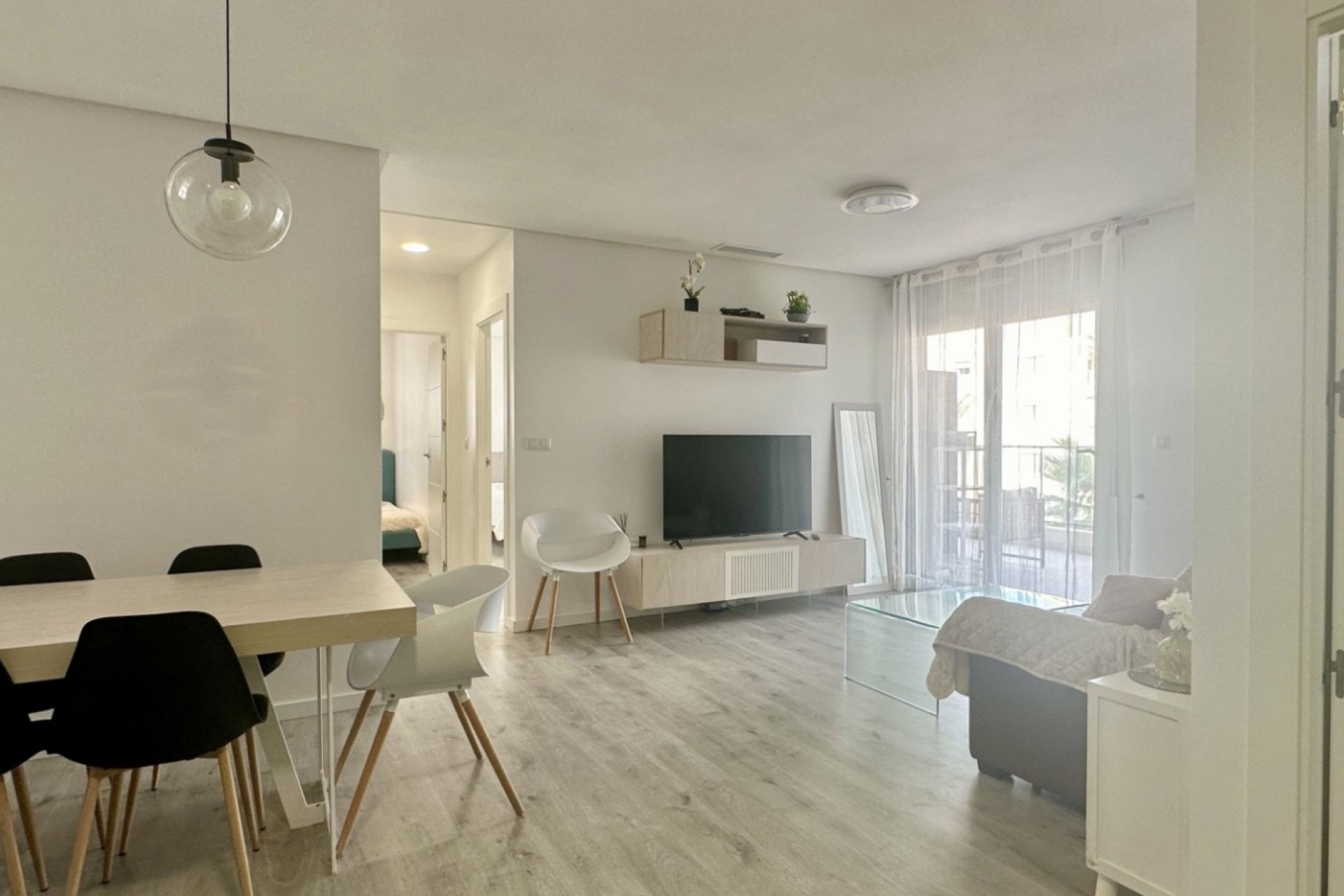 Reventa - Apartamento / piso -
Orihuela Costa - Villamartin