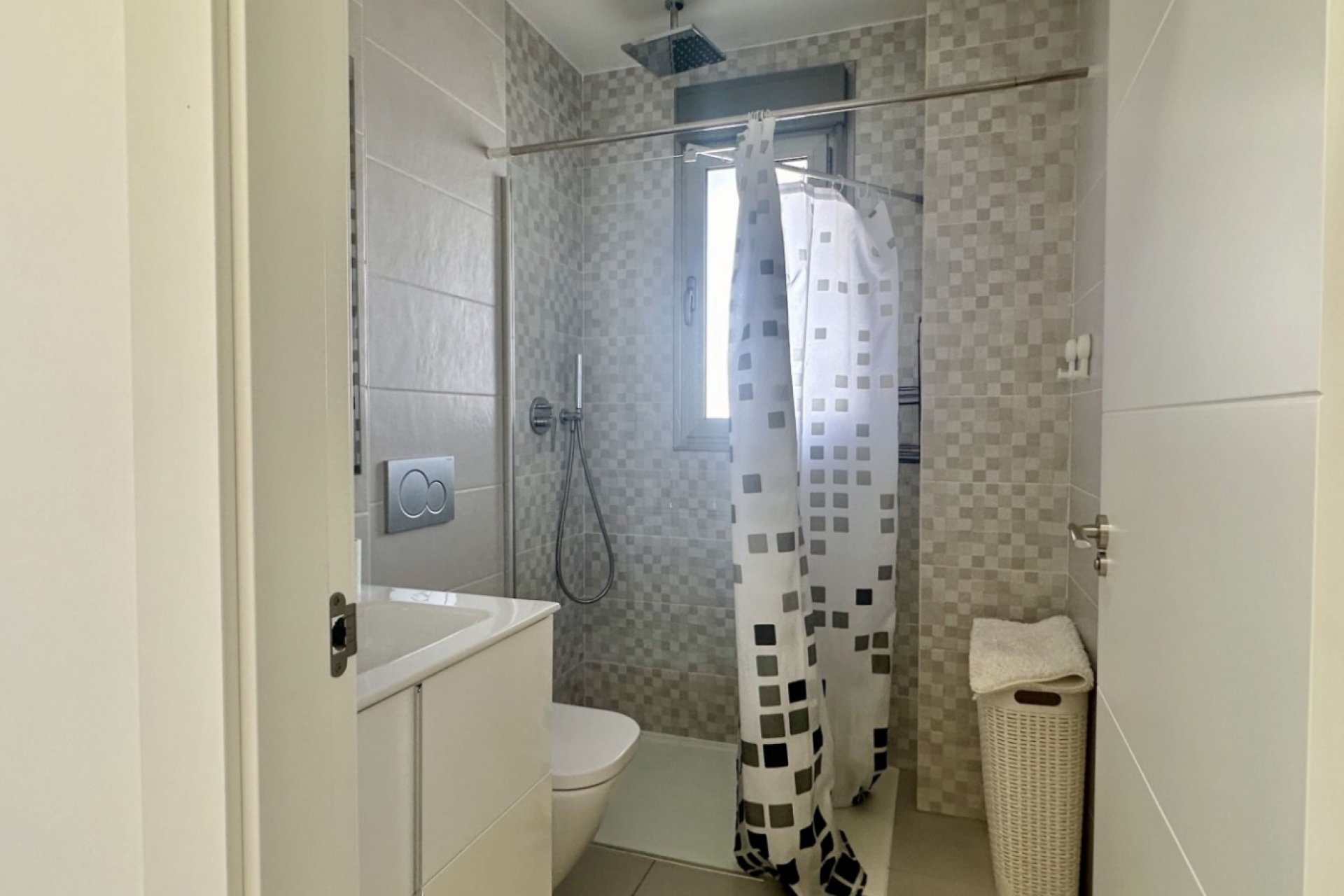 Reventa - Apartamento / piso -
Orihuela Costa - Villamartin