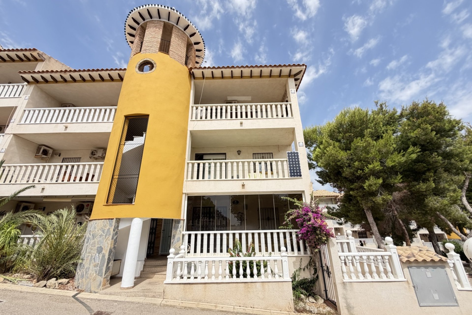 Reventa - Apartamento / piso -
Orihuela Costa - Villamartin