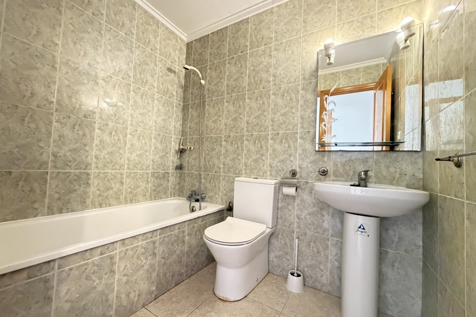 Reventa - Apartamento / piso -
Orihuela Costa - Villamartin