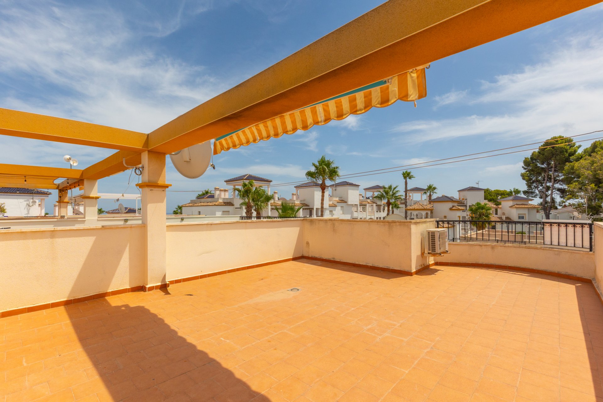 Reventa - Apartamento / piso -
Orihuela Costa - Villamartin