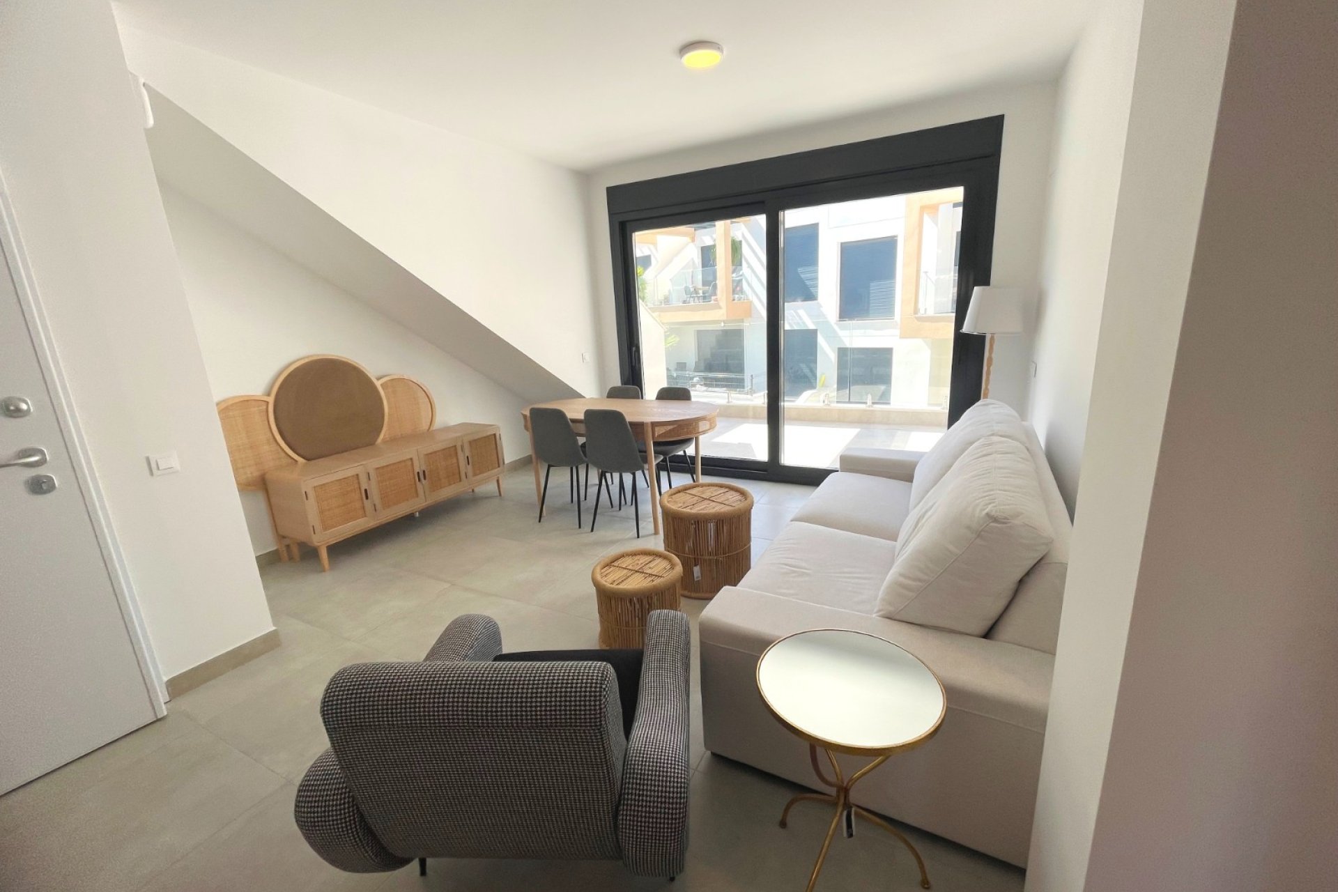 Reventa - Apartamento / piso -
Orihuela Costa - Villamartin