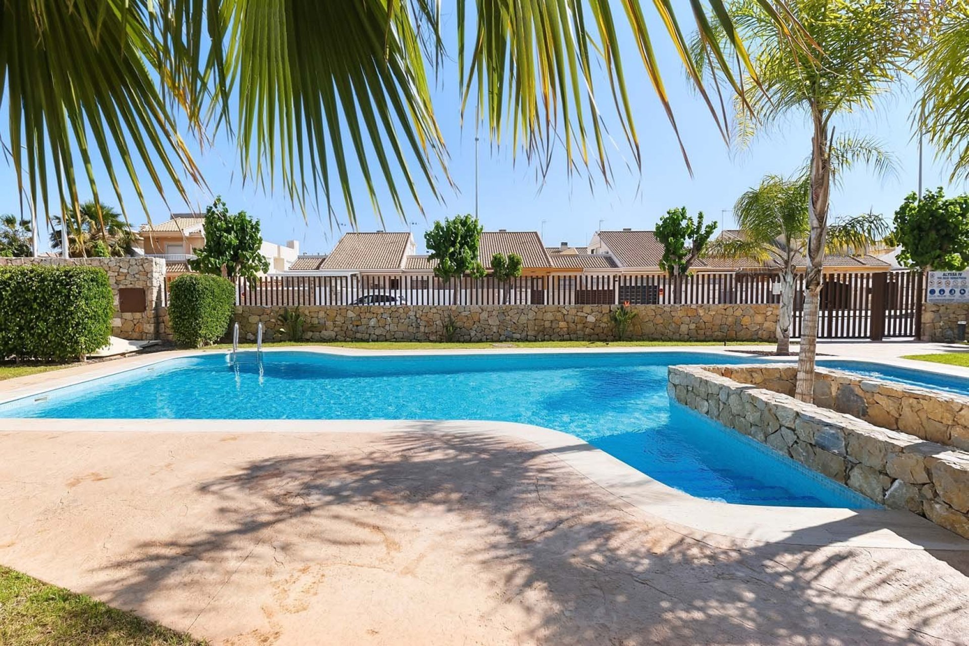 Reventa - Apartamento / piso -
Pilar de La Horadada - El Mojón