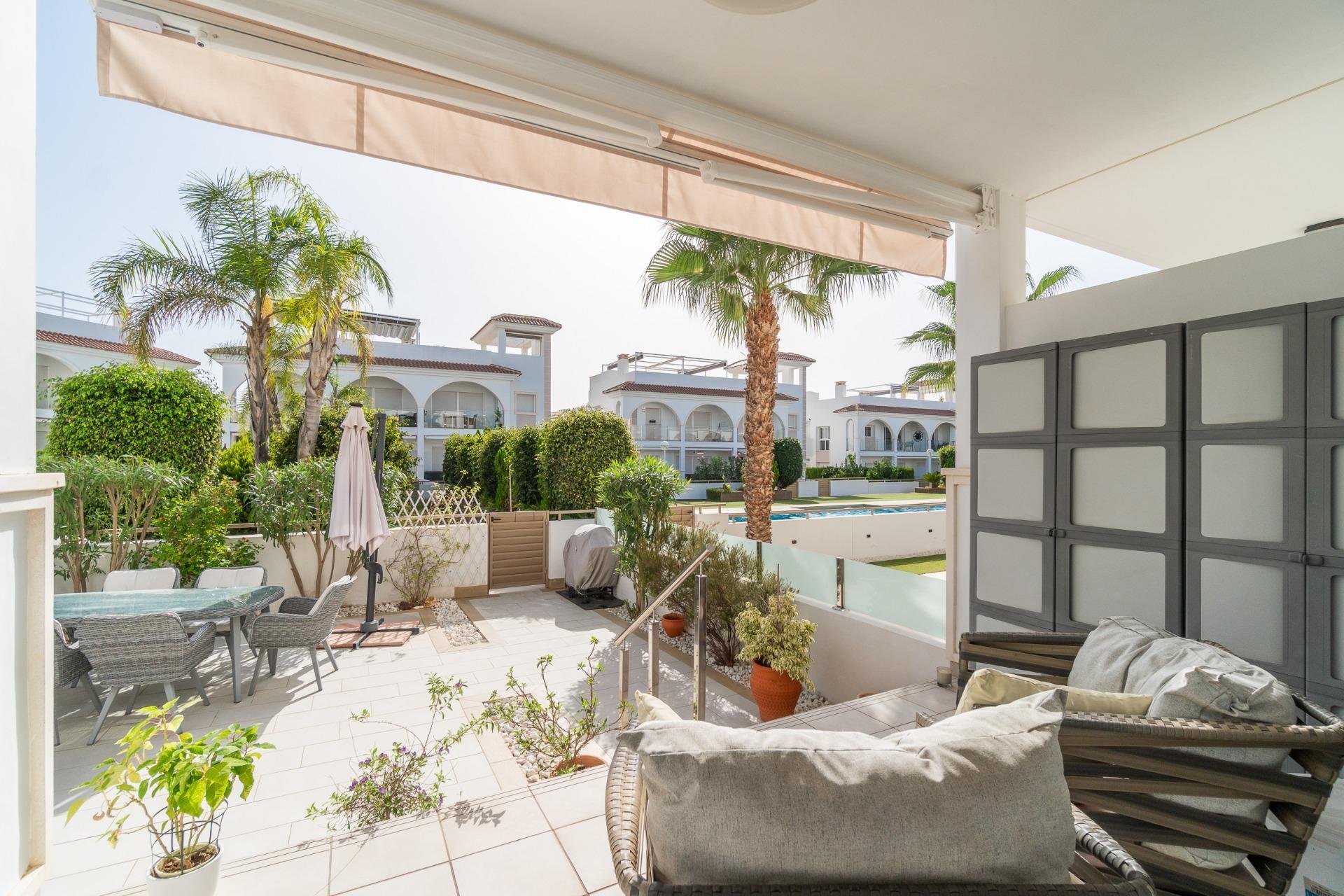 Reventa - Apartamento / piso -
Rojales - Centro de la Ciudad Quesada