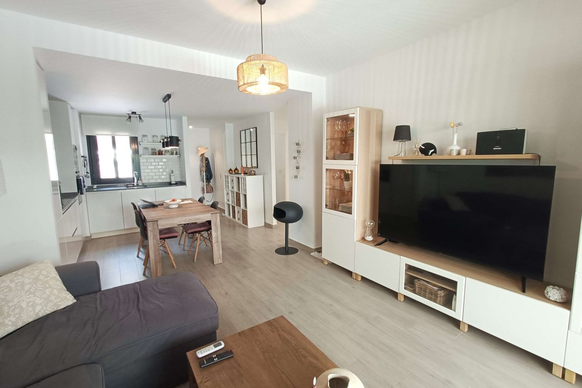 Reventa - Apartamento / piso -
San Miguel de Salinas - La Cañada - Los Alcores