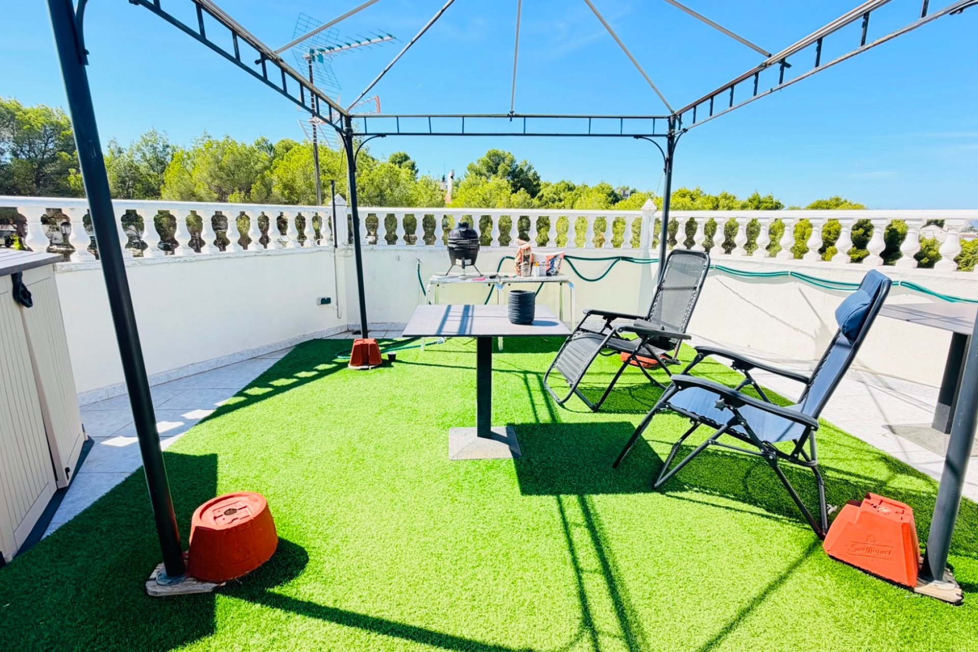 Reventa - Apartamento / piso -
San Miguel de Salinas - Las Comunicaciones