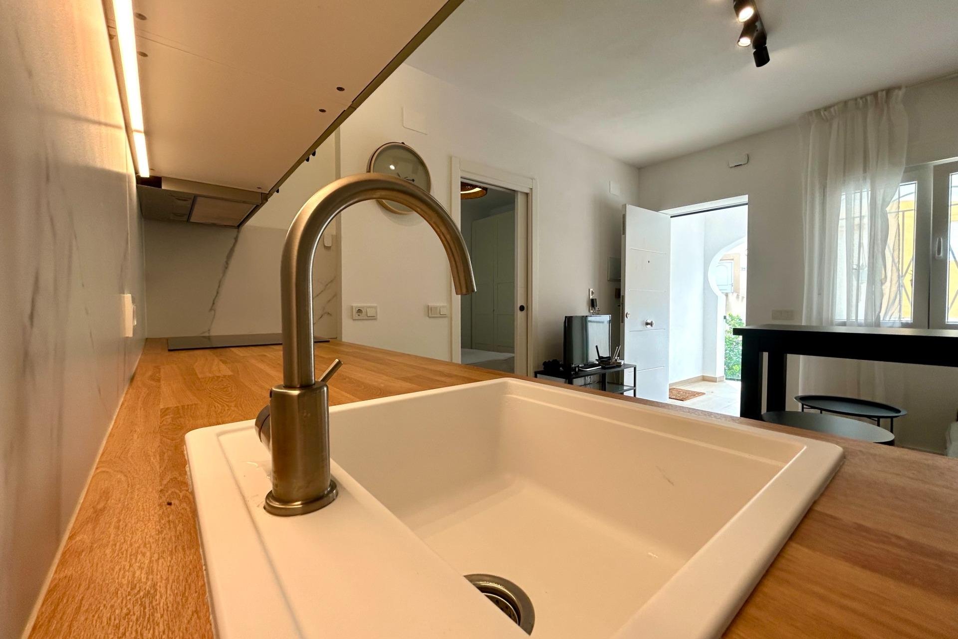 Reventa - Apartamento / piso -
San Miguel de Salinas - Las filipinas